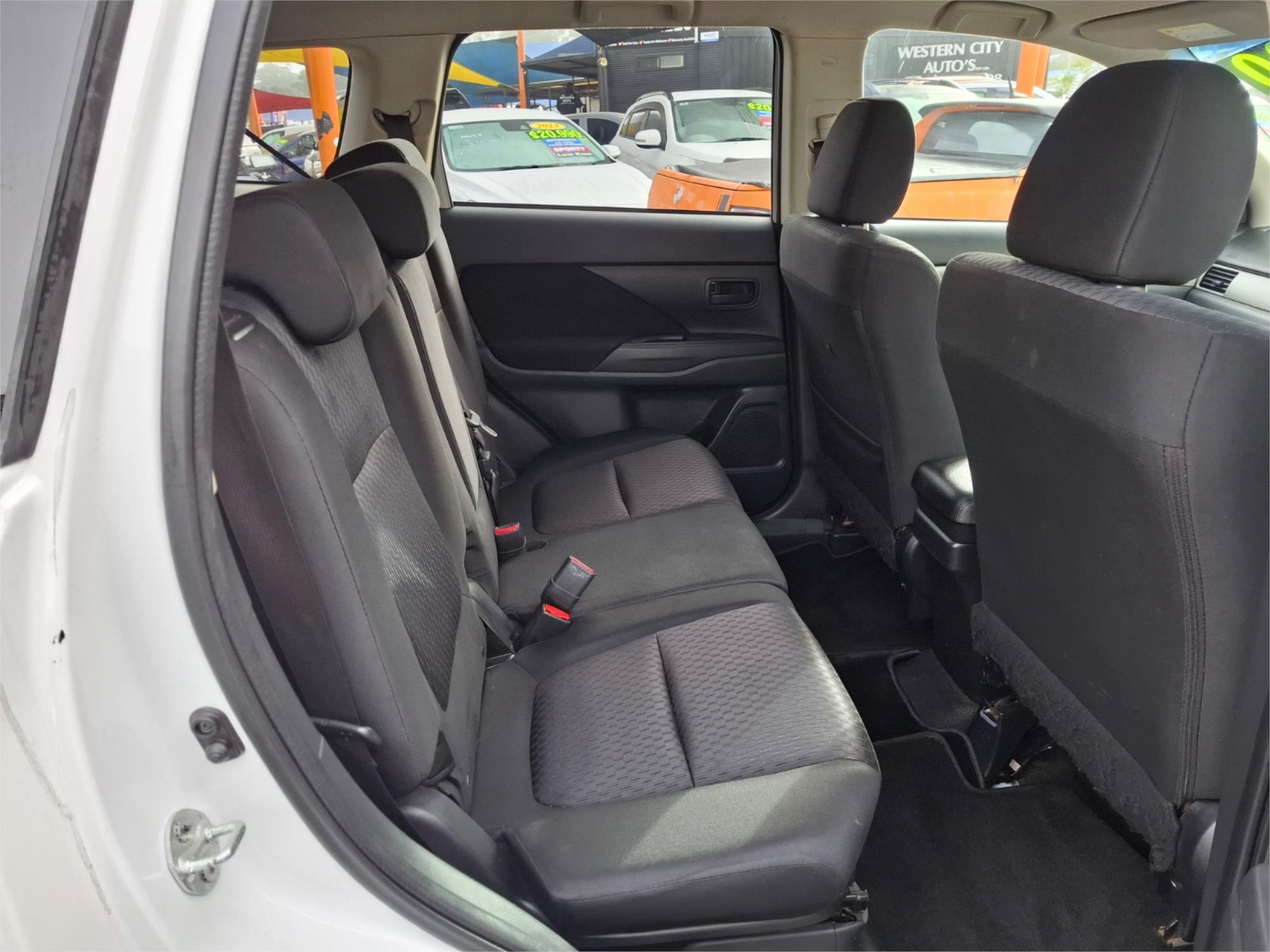 2013 MITSUBISHI OUTLANDER ZJ ES (4x2) CONTINUOUS VARIABLE 4D WAGON