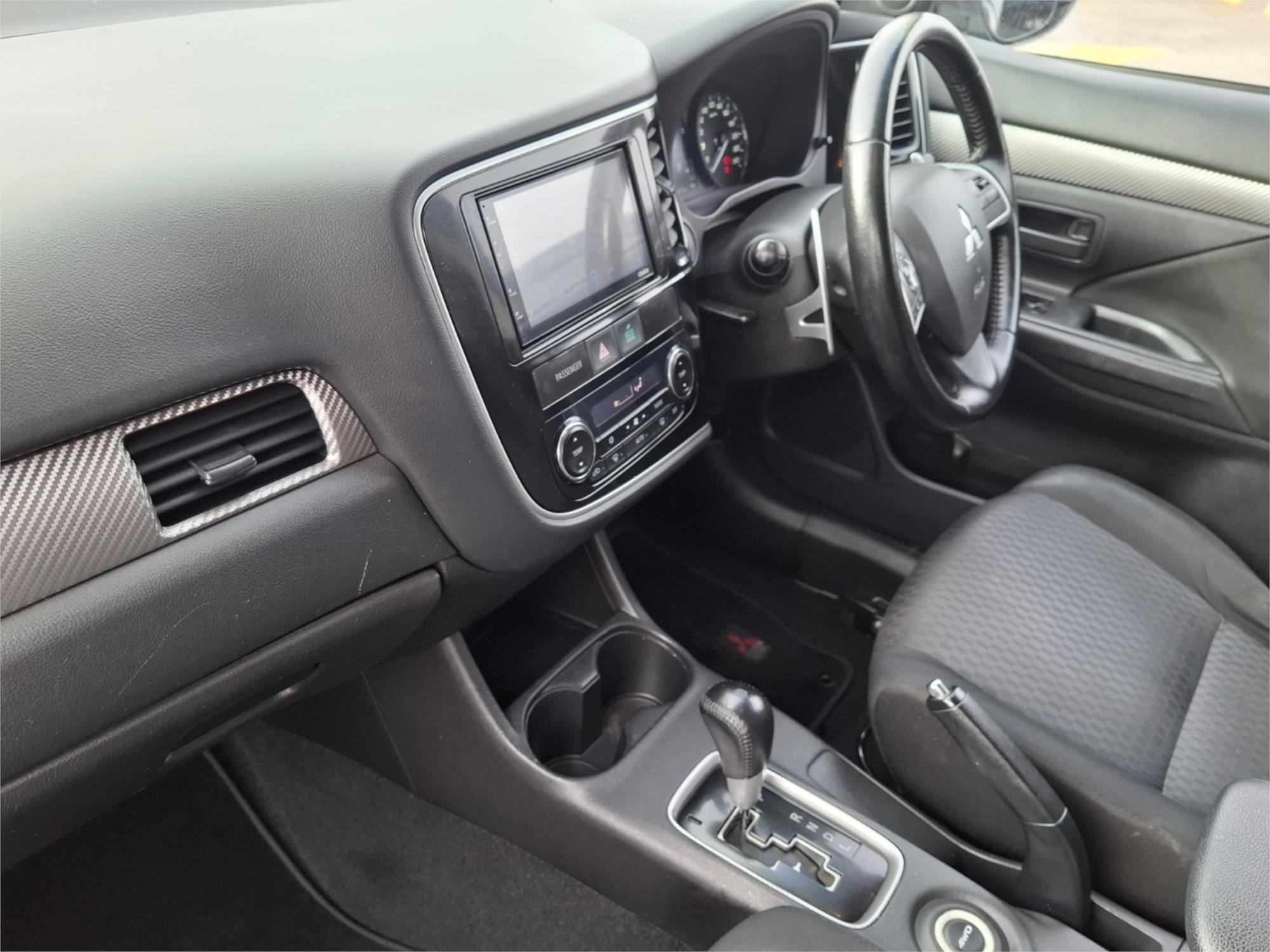2013 MITSUBISHI OUTLANDER ZJ ES (4x2) CONTINUOUS VARIABLE 4D WAGON