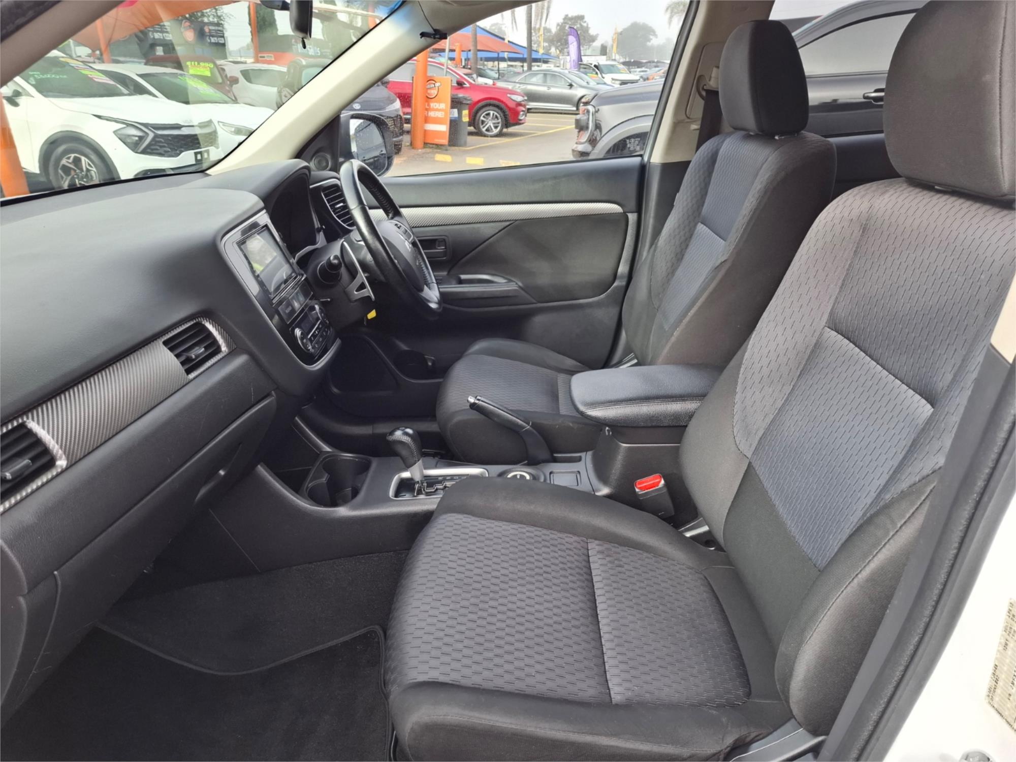 2013 MITSUBISHI OUTLANDER ZJ ES (4x2) CONTINUOUS VARIABLE 4D WAGON