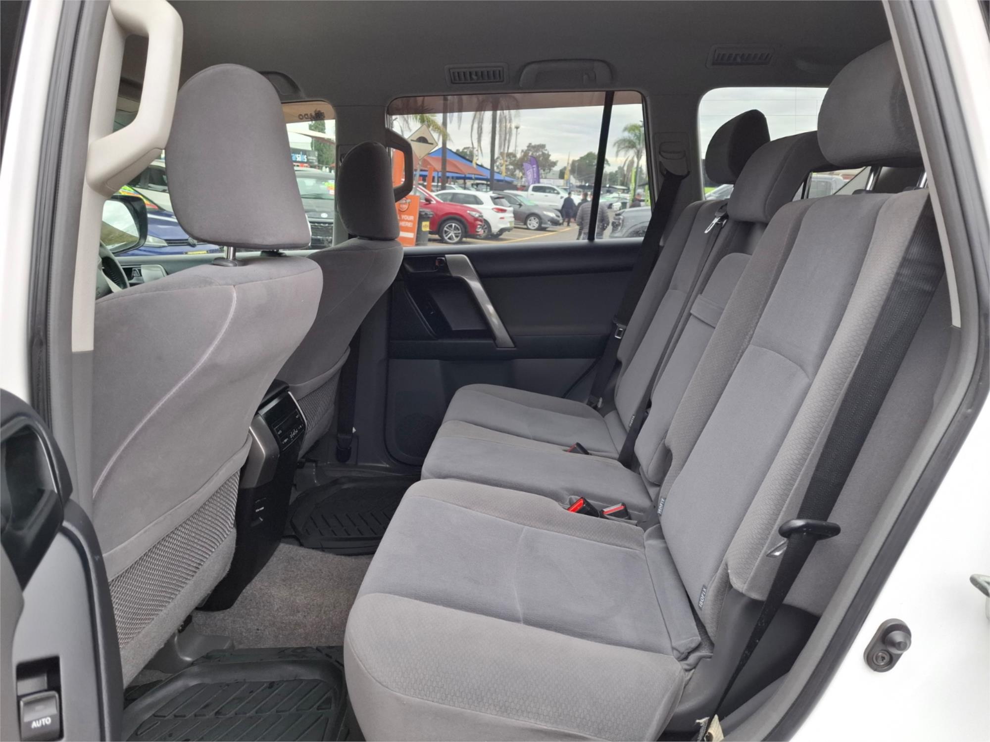 2010 TOYOTA LANDCRUISER KDJ150R PRADO GXL (4x4) 6 SP MANUAL 4D WAGON