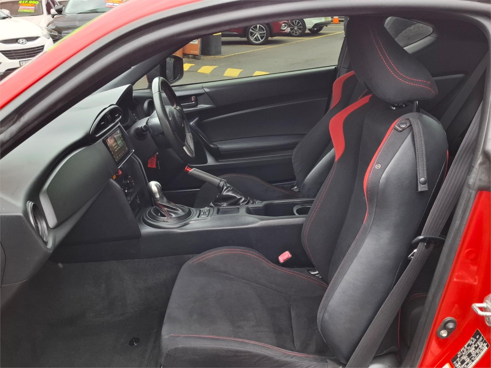 2014 TOYOTA 86 ZN6 MY14 GT 6 SP AUTO SEQUENTIAL 2D COUPE