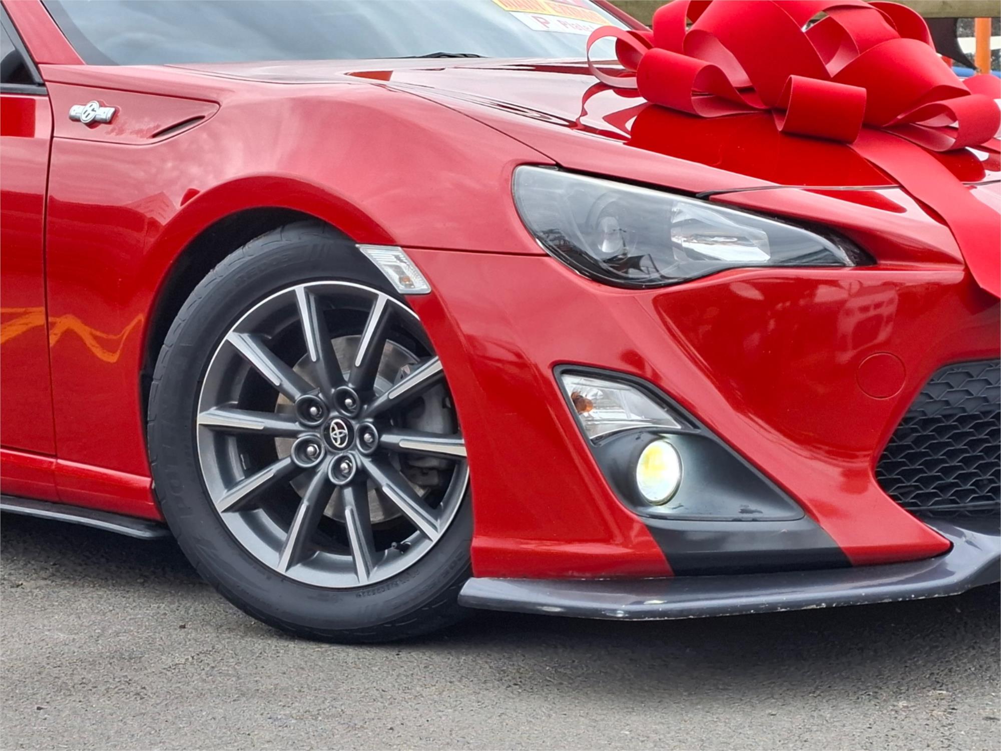2014 TOYOTA 86 ZN6 MY14 GT 6 SP AUTO SEQUENTIAL 2D COUPE
