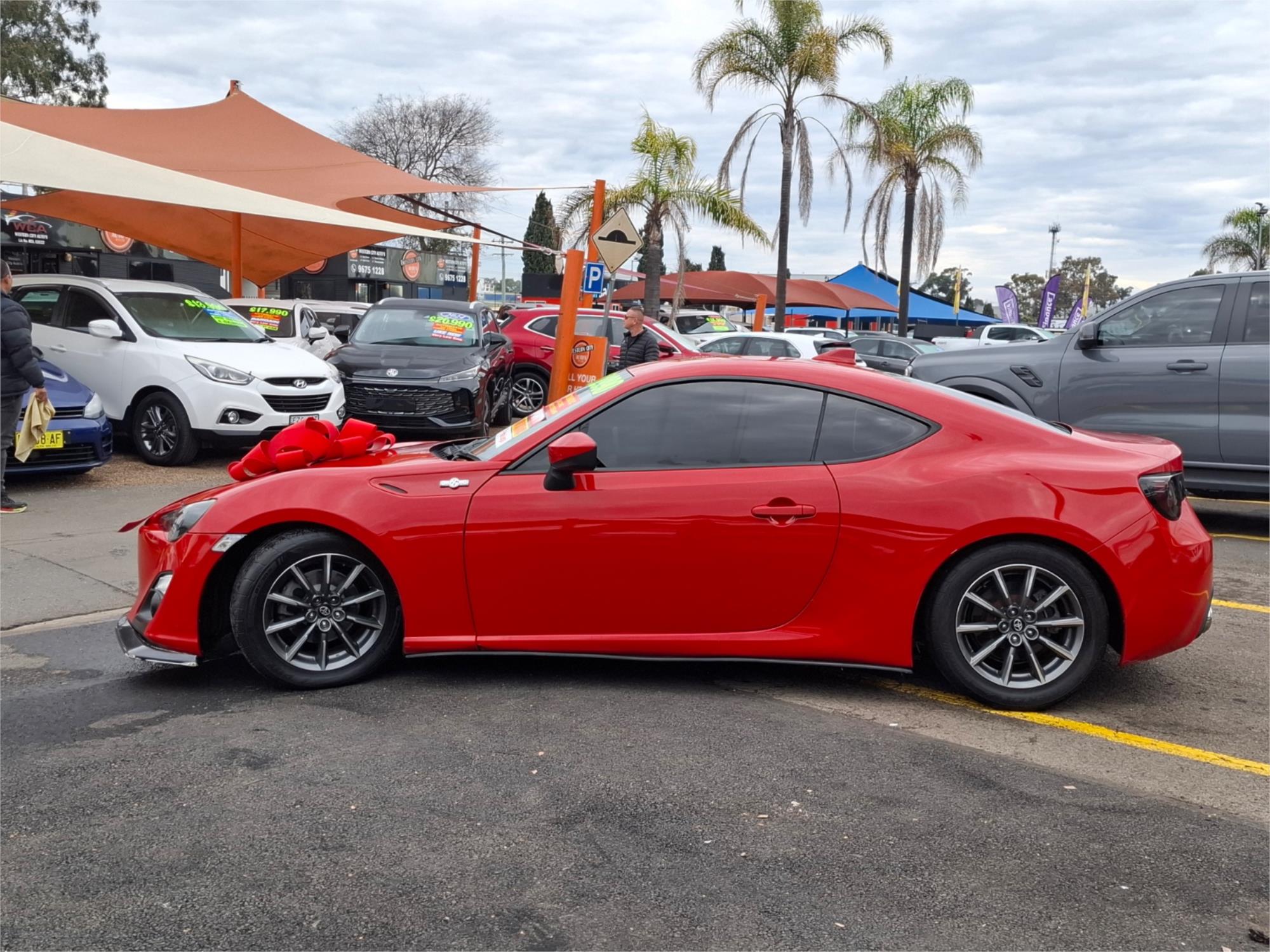 2014 TOYOTA 86 ZN6 MY14 GT 6 SP AUTO SEQUENTIAL 2D COUPE