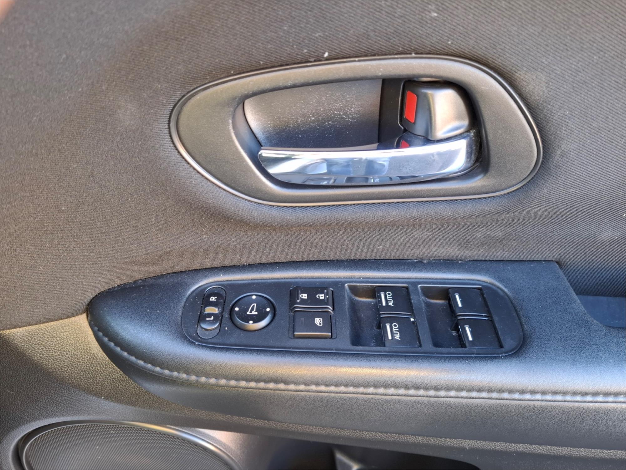 2017 HONDA HR-V MY16 VTi CONTINUOUS VARIABLE 4D WAGON