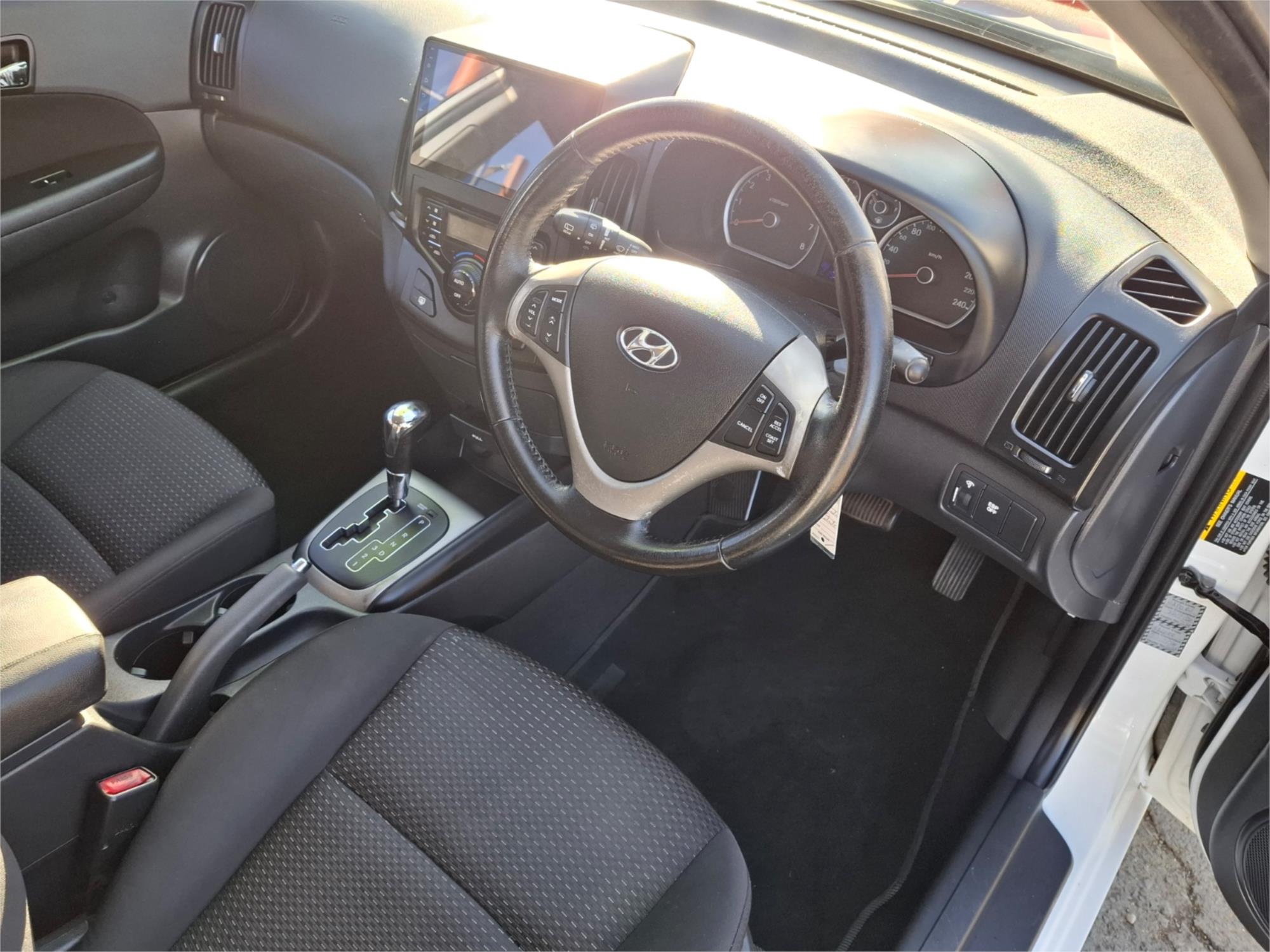 2009 HYUNDAI i30 FD MY09 SX 4 SP AUTOMATIC 5D HATCHBACK