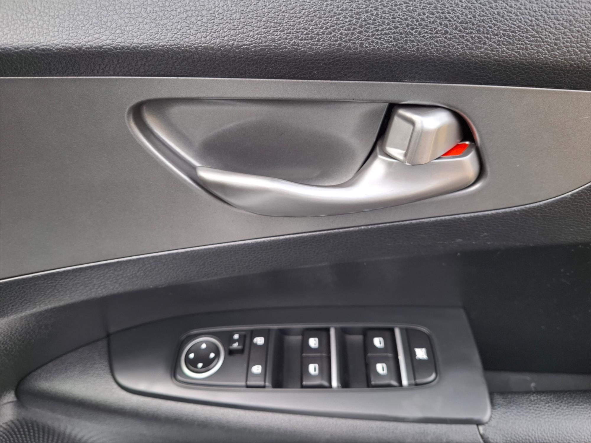 2018 KIA CERATO BD MY19 S 6 SP AUTOMATIC 5D HATCHBACK