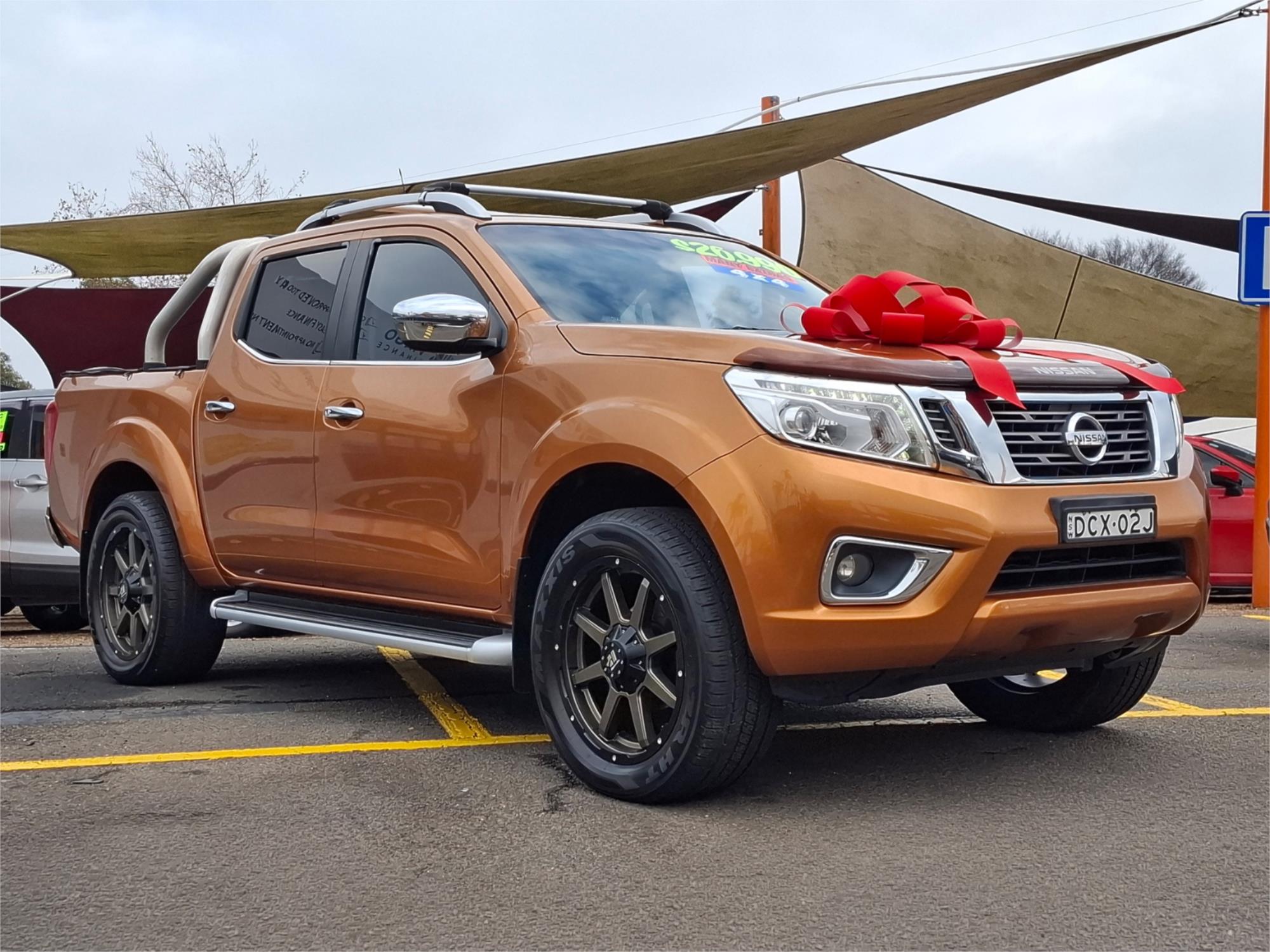2015 NISSAN NAVARA NP300 D23 ST-X (4x2) 7 SP AUTOMATIC DUAL CAB UTILITY