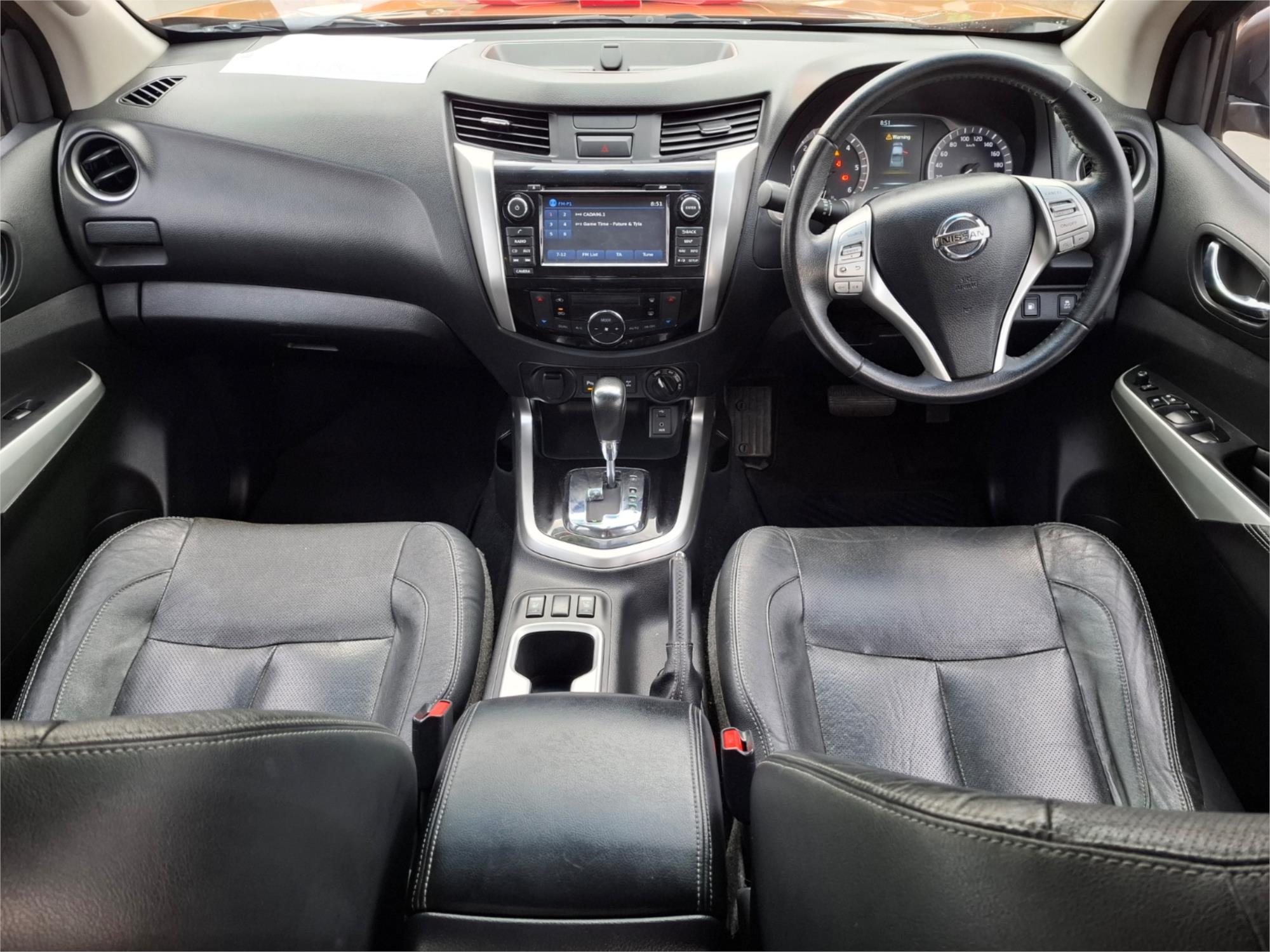 2015 NISSAN NAVARA NP300 D23 ST-X (4x2) 7 SP AUTOMATIC DUAL CAB UTILITY