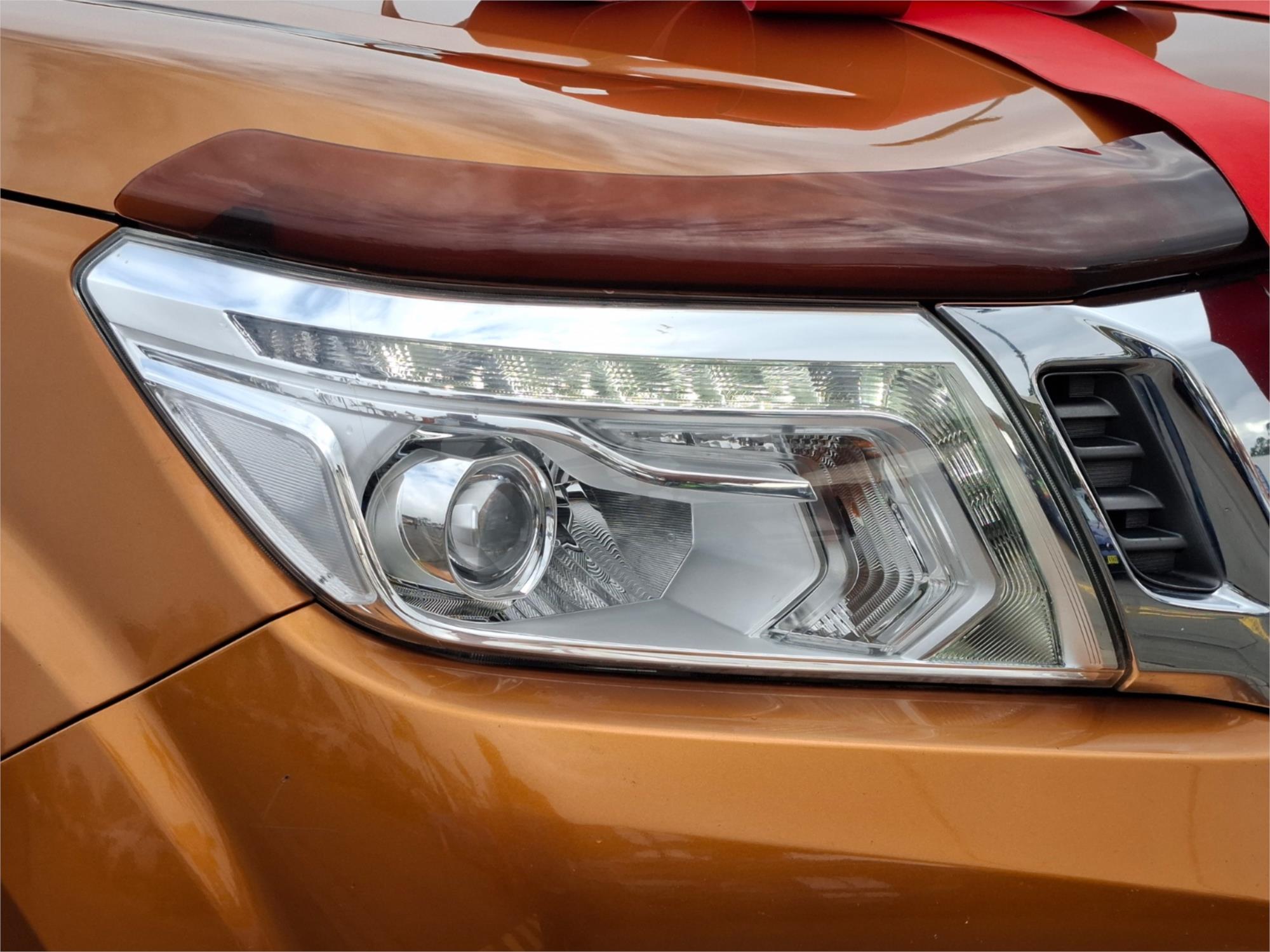 2015 NISSAN NAVARA NP300 D23 ST-X (4x2) 7 SP AUTOMATIC DUAL CAB UTILITY