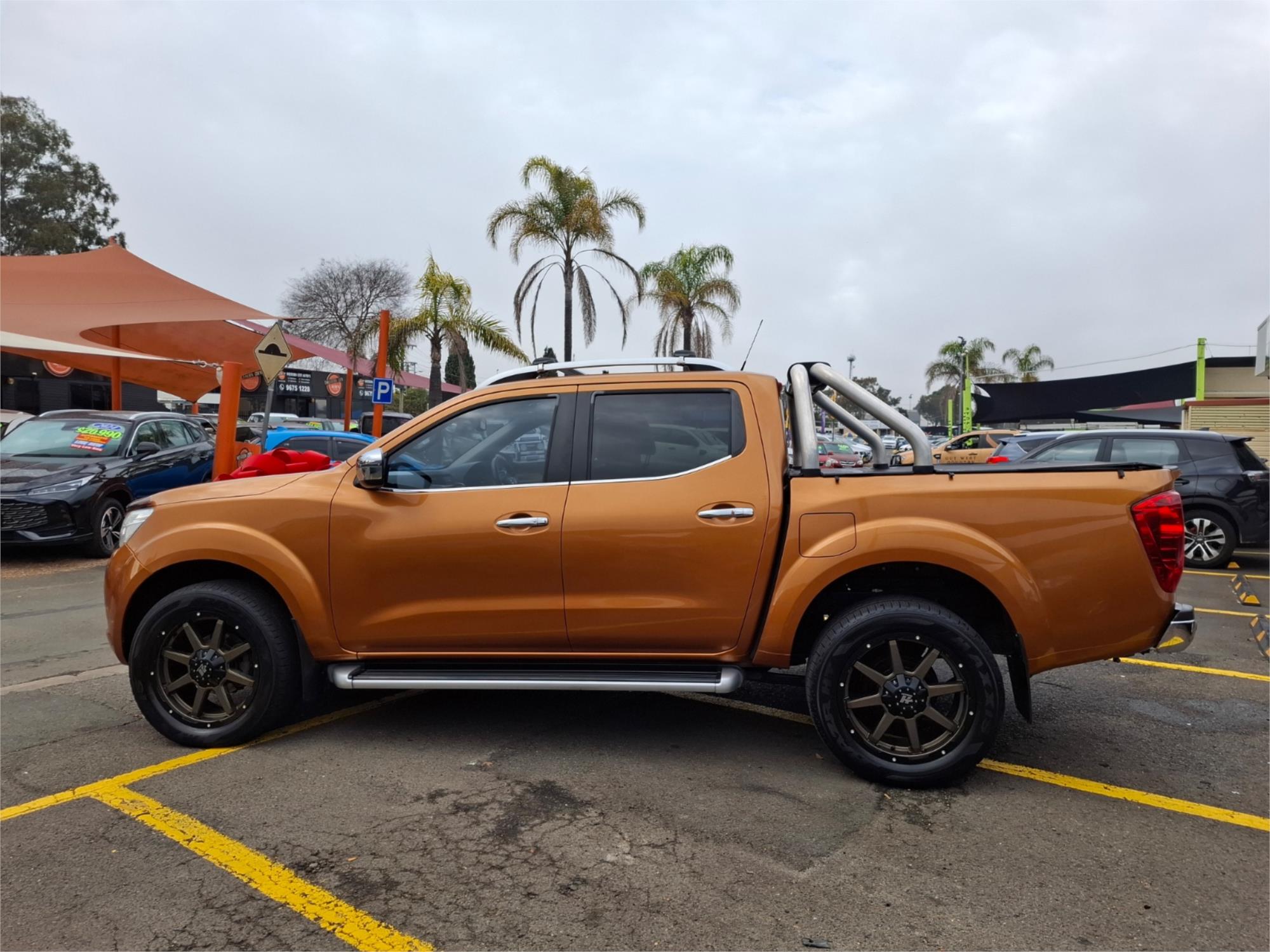 2015 NISSAN NAVARA NP300 D23 ST-X (4x2) 7 SP AUTOMATIC DUAL CAB UTILITY