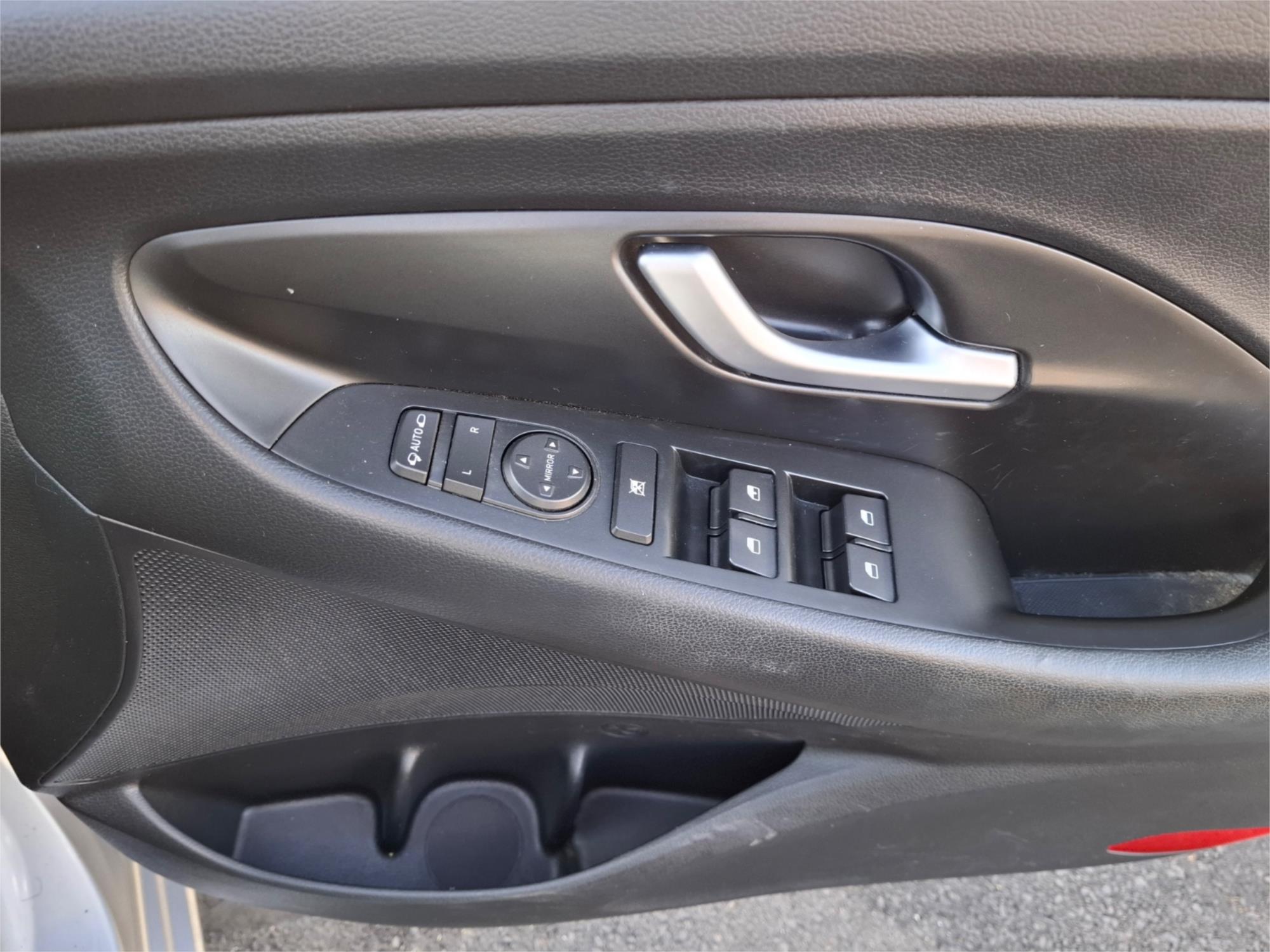2019 HYUNDAI i30 PD2 MY19 ACTIVE 6 SP AUTOMATIC 4D HATCHBACK