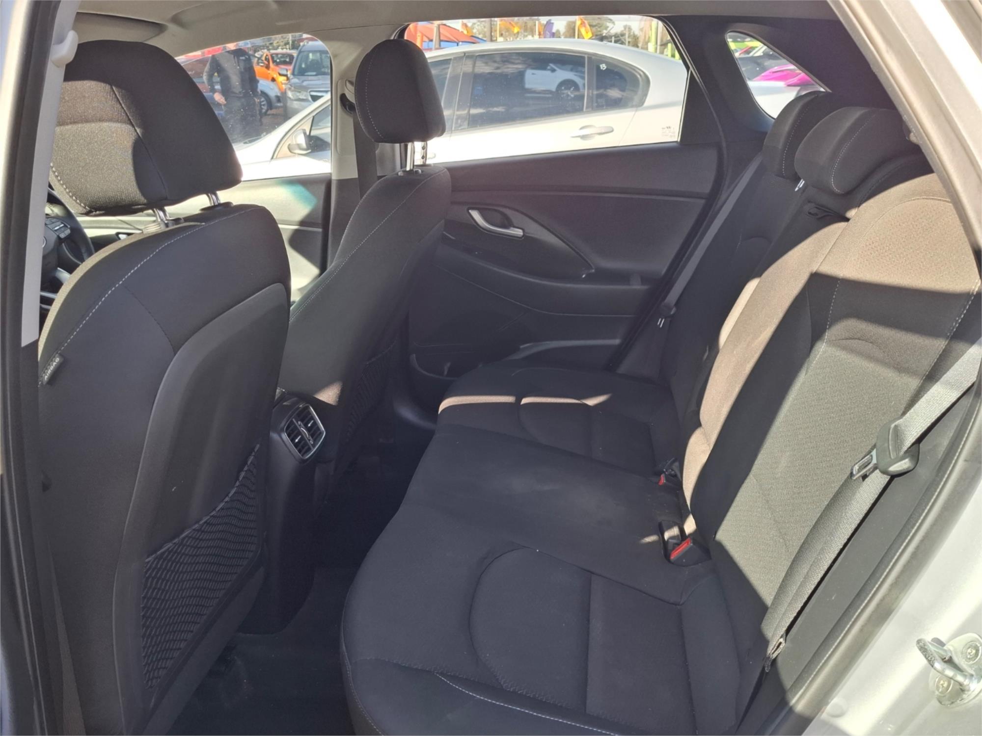 2019 HYUNDAI i30 PD2 MY19 ACTIVE 6 SP AUTOMATIC 4D HATCHBACK