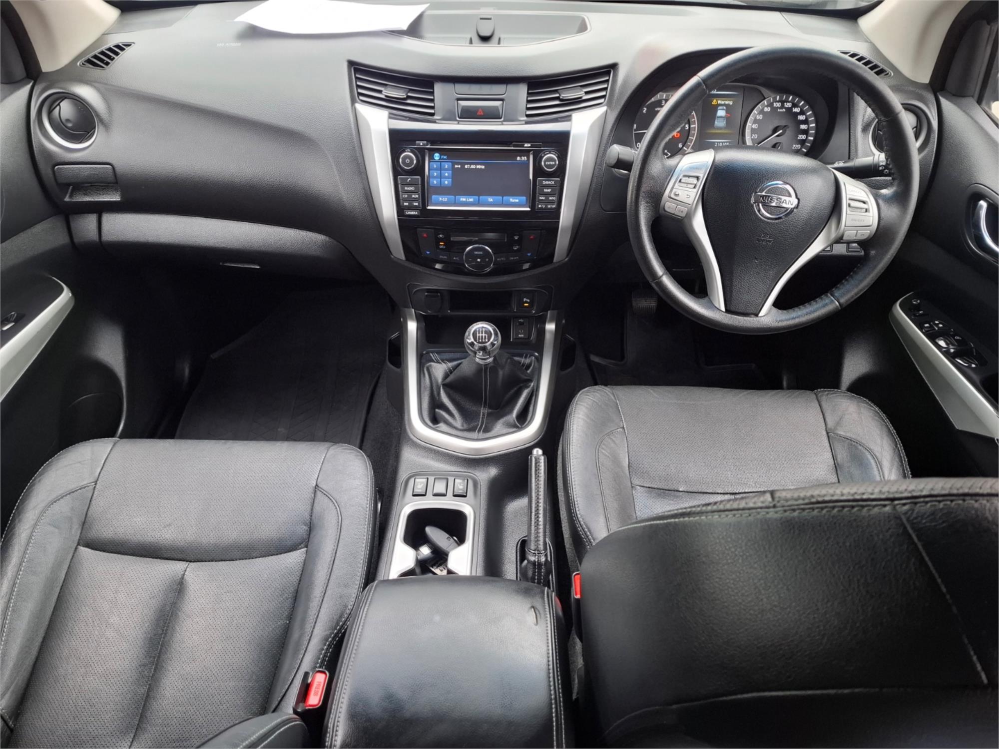 2015 NISSAN NAVARA NP300 D23 ST-X (4x2) 6 SP MANUAL DUAL CAB UTILITY