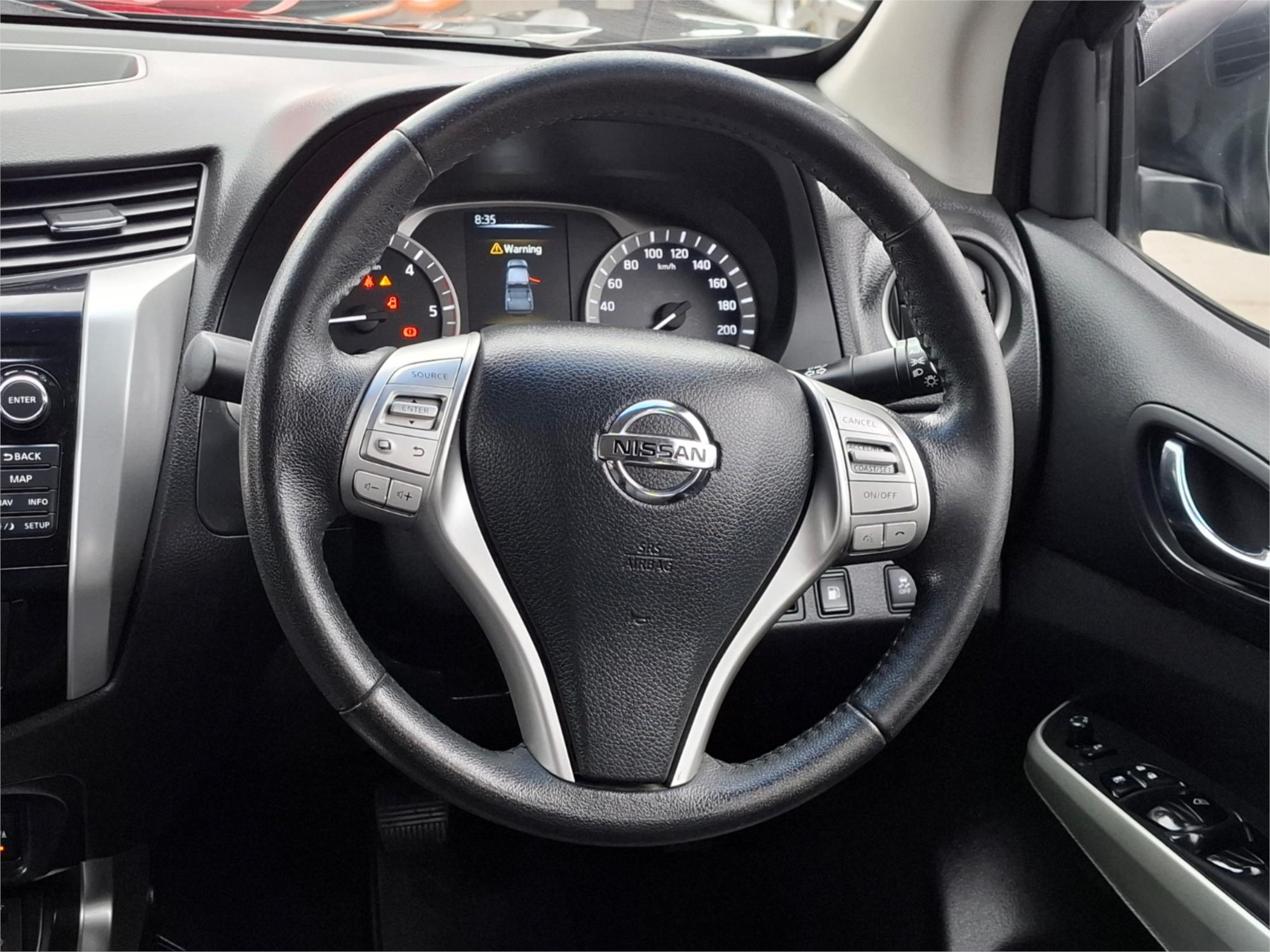 2015 NISSAN NAVARA NP300 D23 ST-X (4x2) 6 SP MANUAL DUAL CAB UTILITY