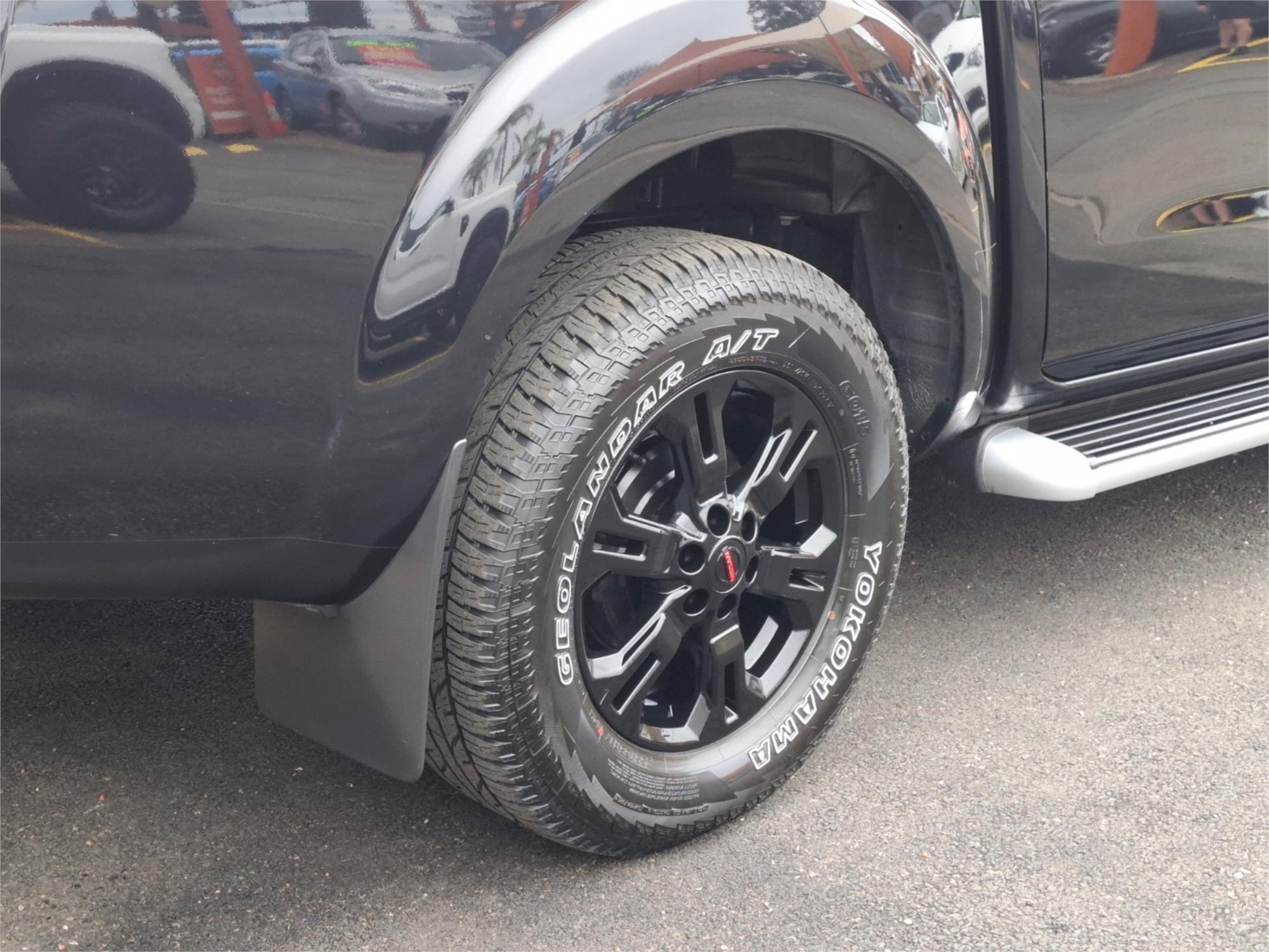 2015 NISSAN NAVARA NP300 D23 ST-X (4x2) 6 SP MANUAL DUAL CAB UTILITY
