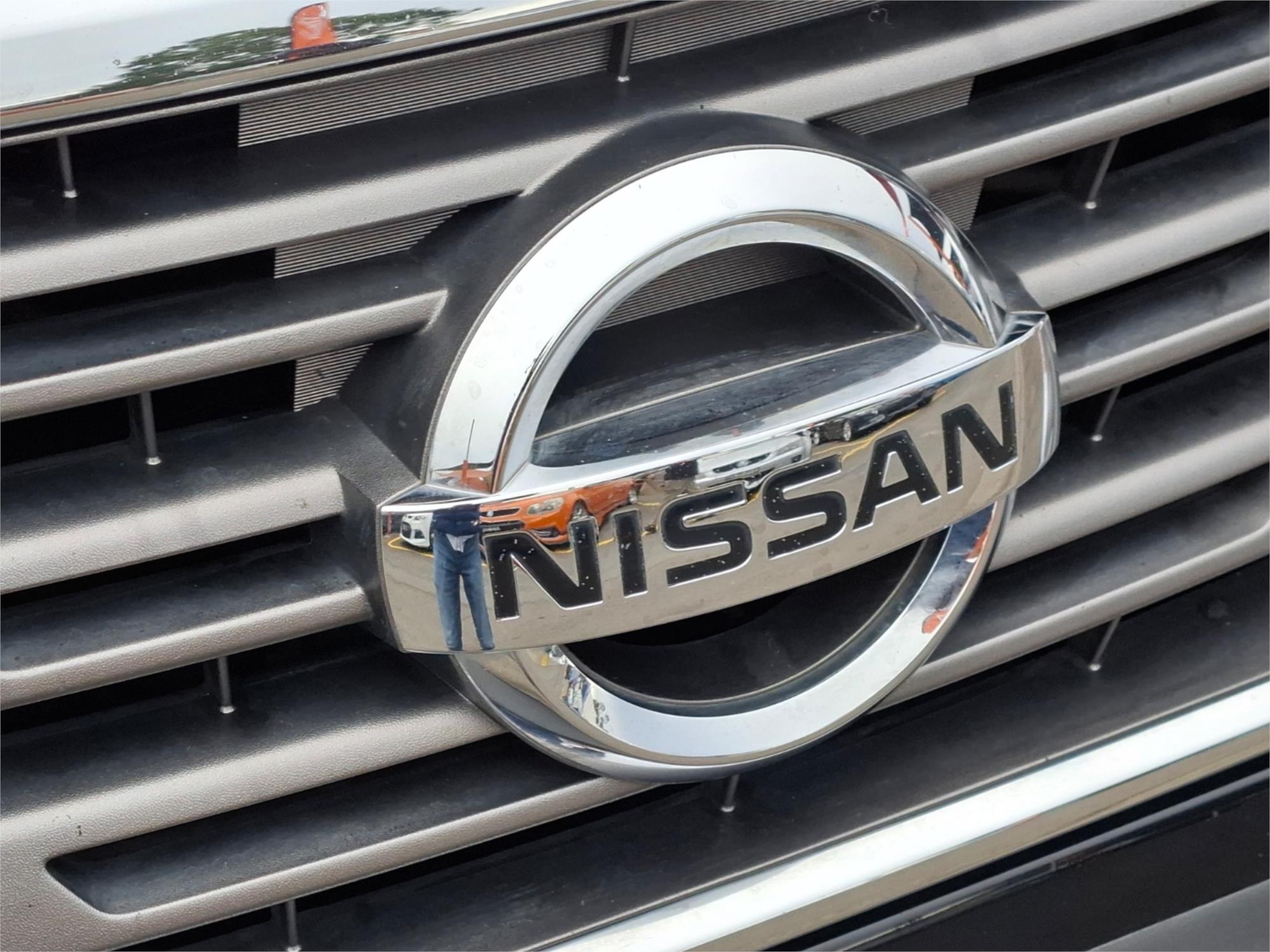 2015 NISSAN NAVARA NP300 D23 ST-X (4x2) 6 SP MANUAL DUAL CAB UTILITY