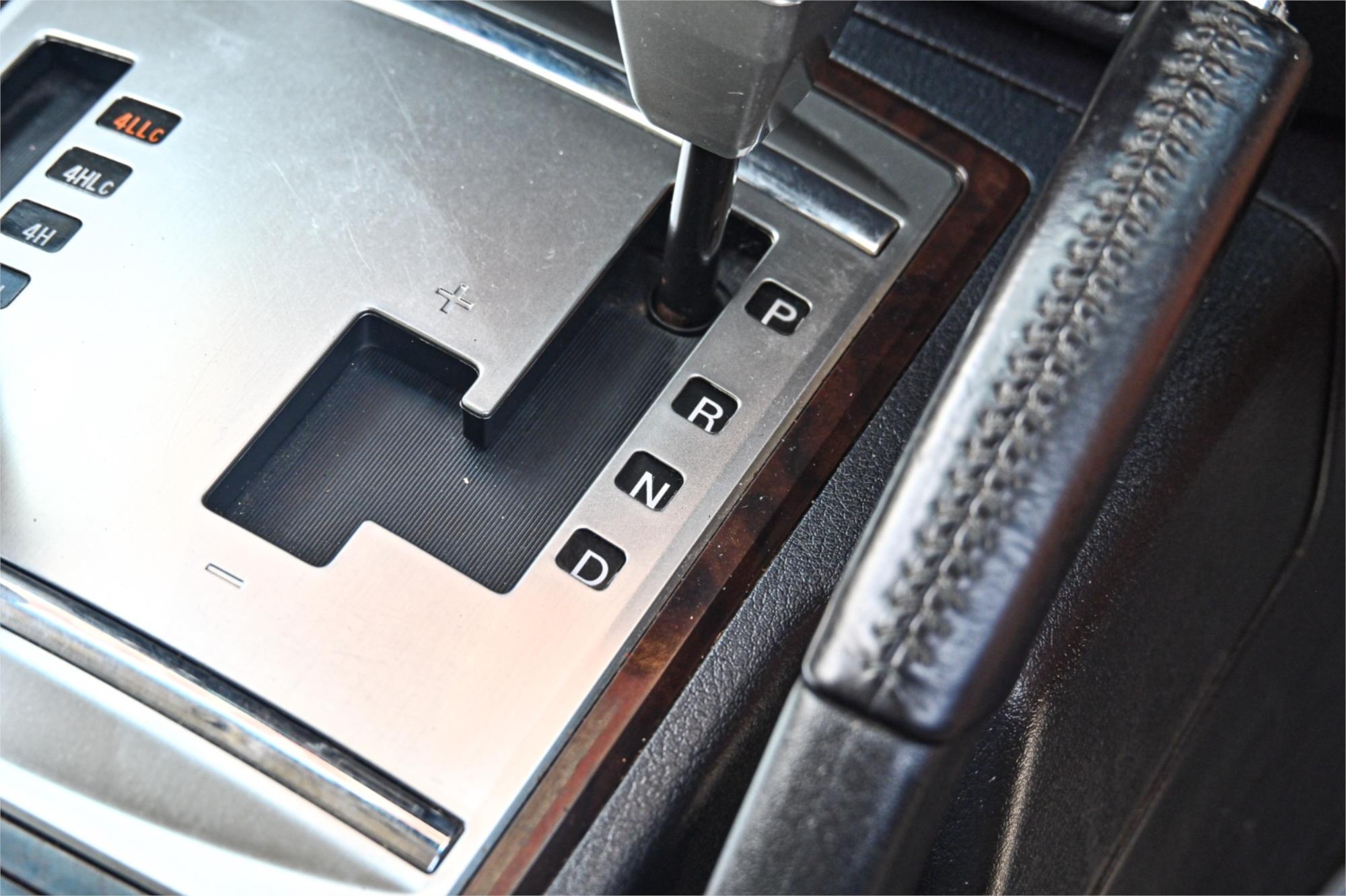 2010 MITSUBISHI PAJERO NT MY10 EXCEED LWB (4x4) 5 SP AUTO SPORTS MODE 4D WAGON