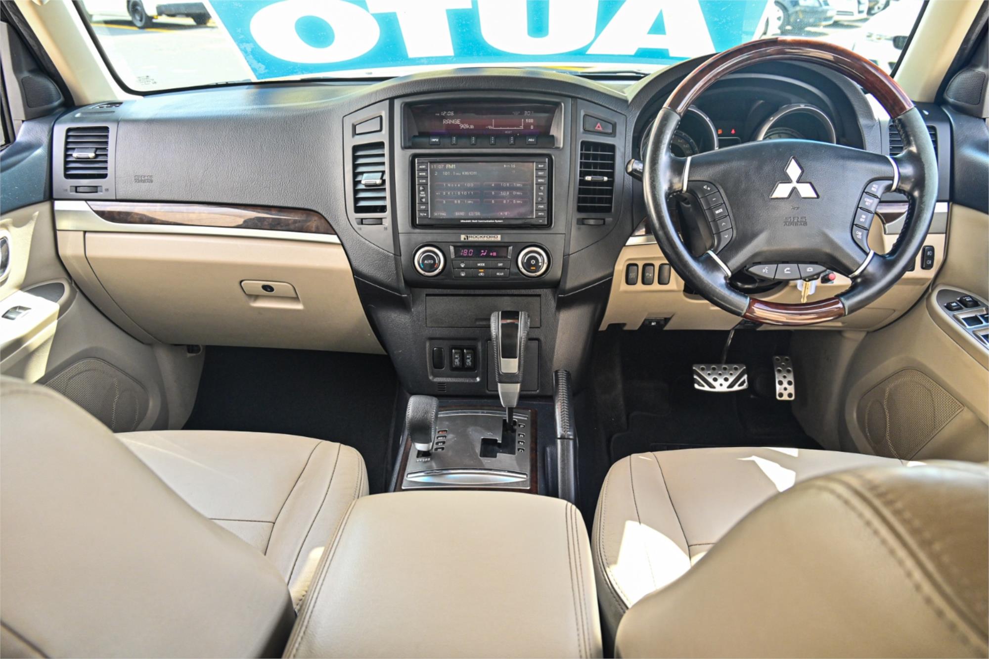 2010 MITSUBISHI PAJERO NT MY10 EXCEED LWB (4x4) 5 SP AUTO SPORTS MODE 4D WAGON