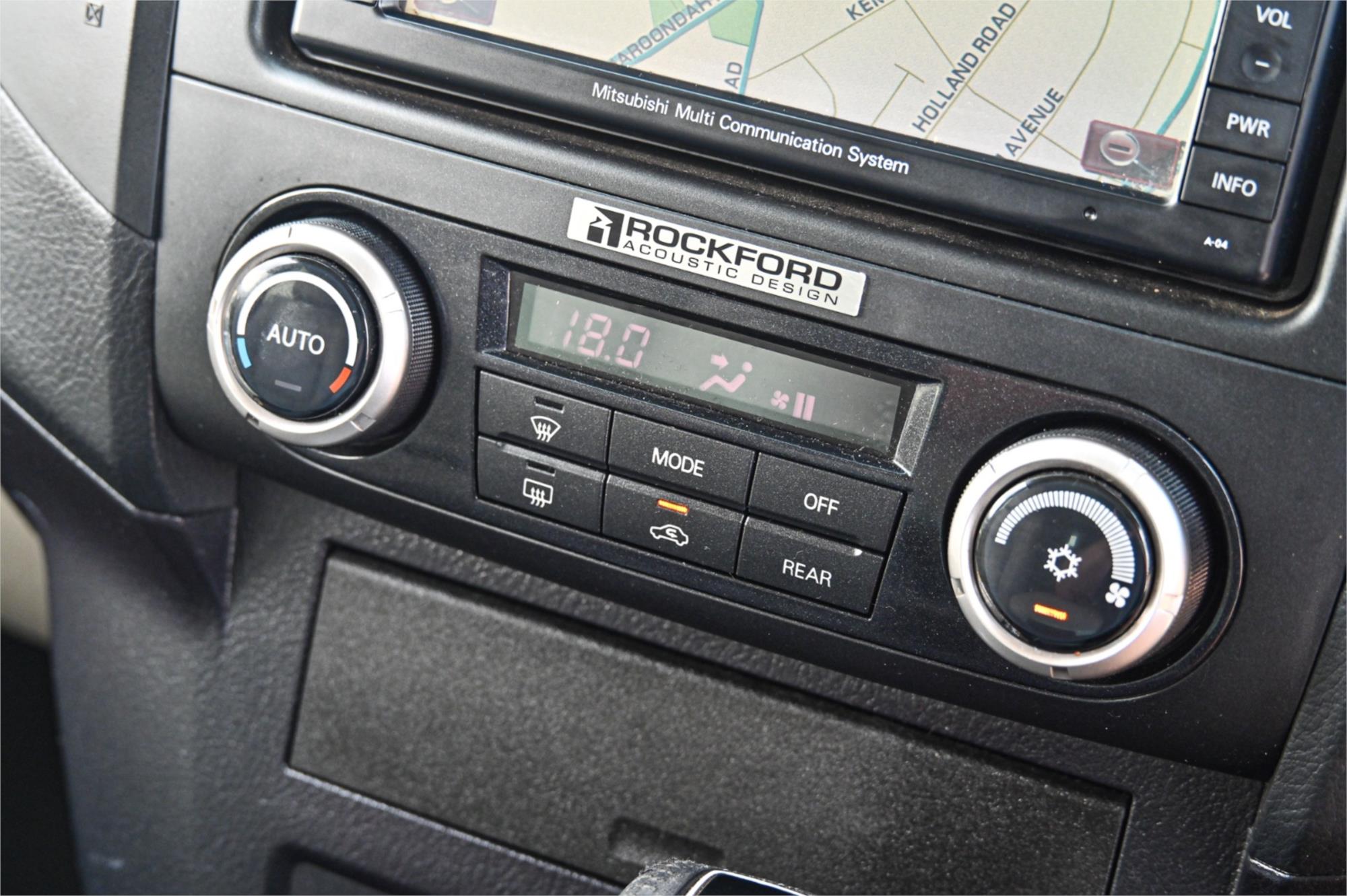 2010 MITSUBISHI PAJERO NT MY10 EXCEED LWB (4x4) 5 SP AUTO SPORTS MODE 4D WAGON