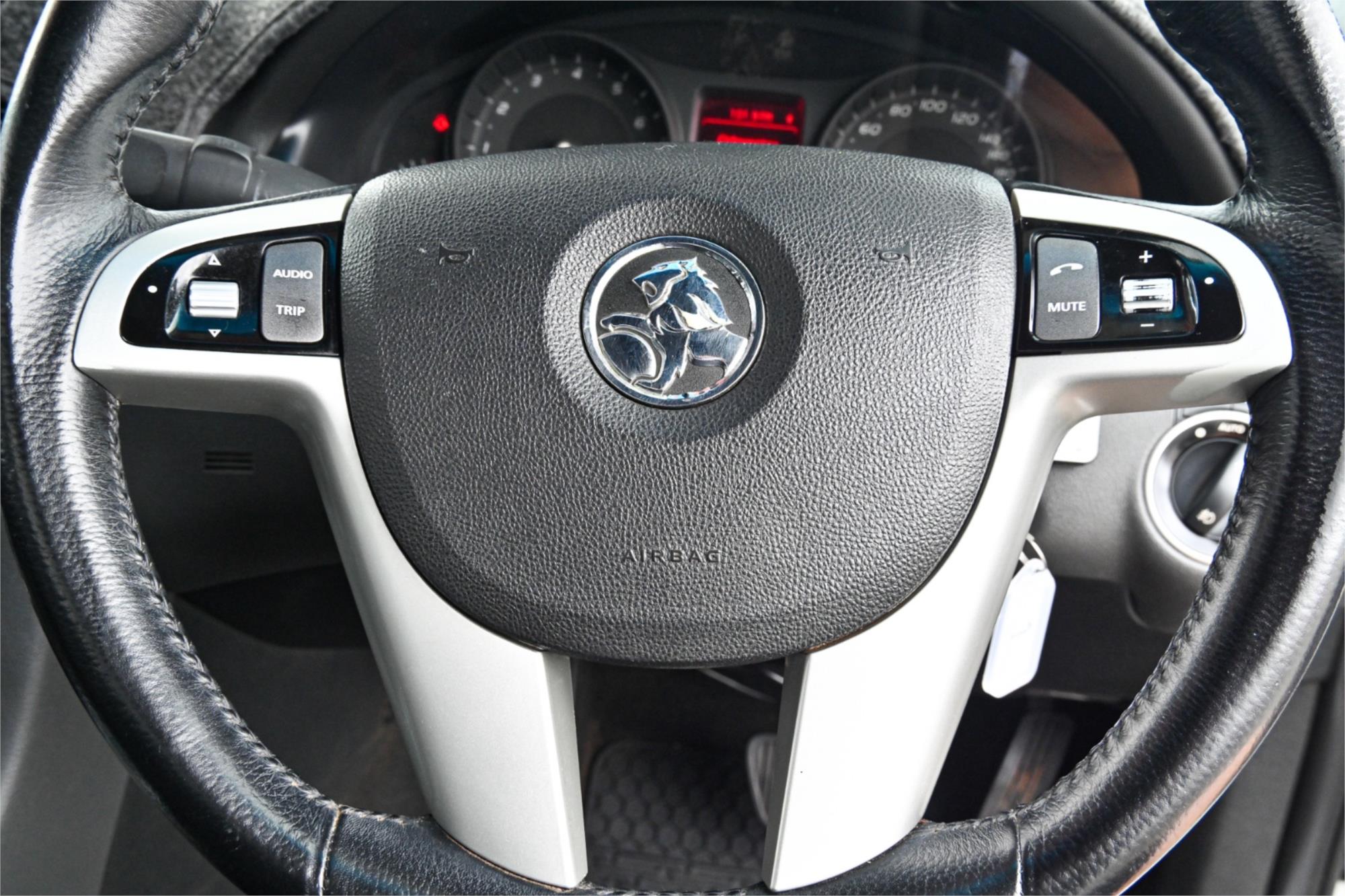 2011 HOLDEN COMMODORE VE II MY12 SV6 6 SP AUTOMATIC UTILITY