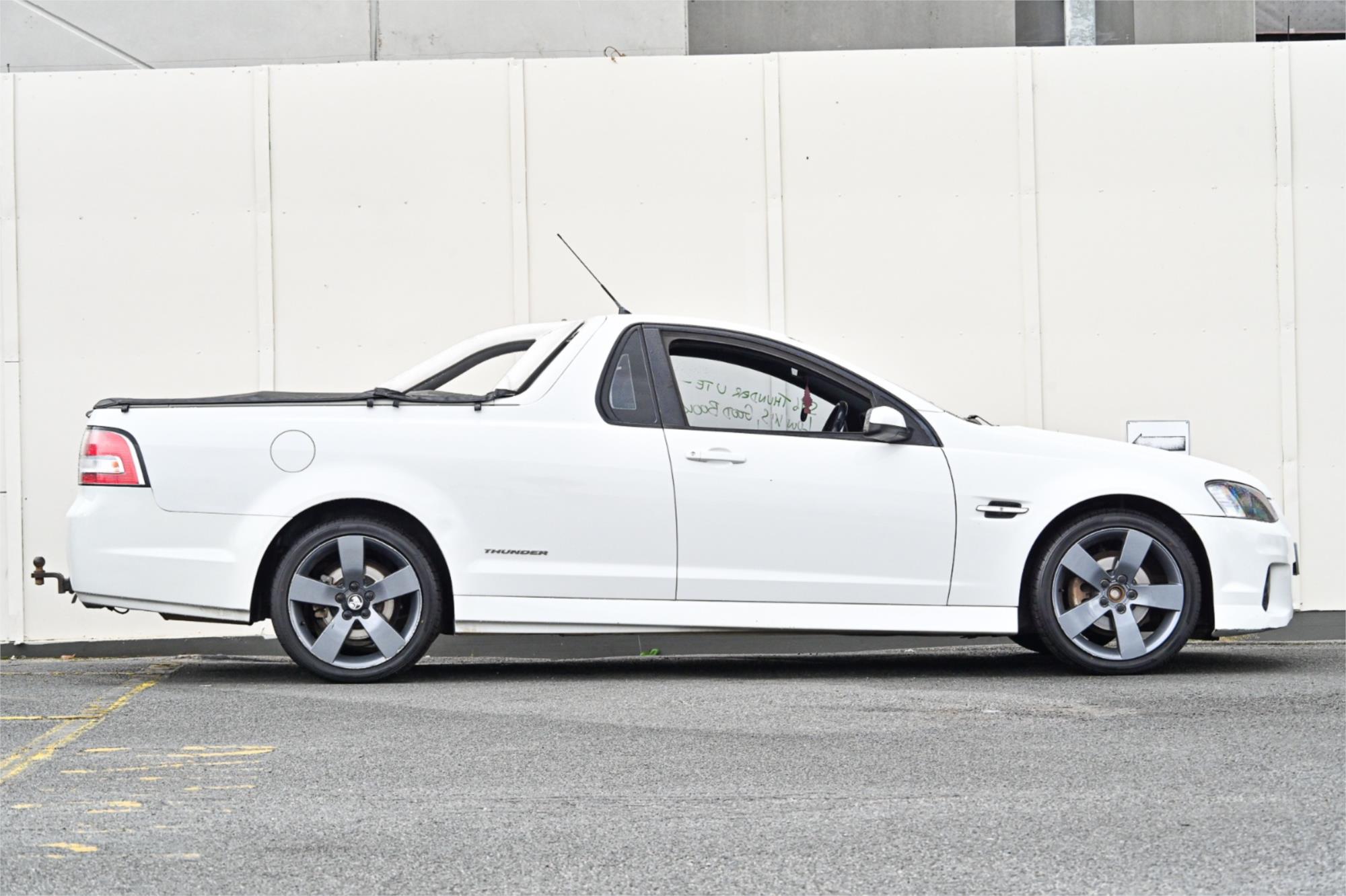 2011 HOLDEN COMMODORE VE II MY12 SV6 6 SP AUTOMATIC UTILITY