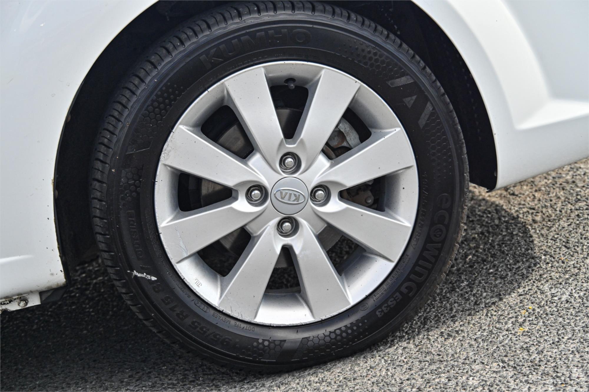 2010 KIA RIO JB MY10 S 4 SP AUTOMATIC 5D HATCHBACK