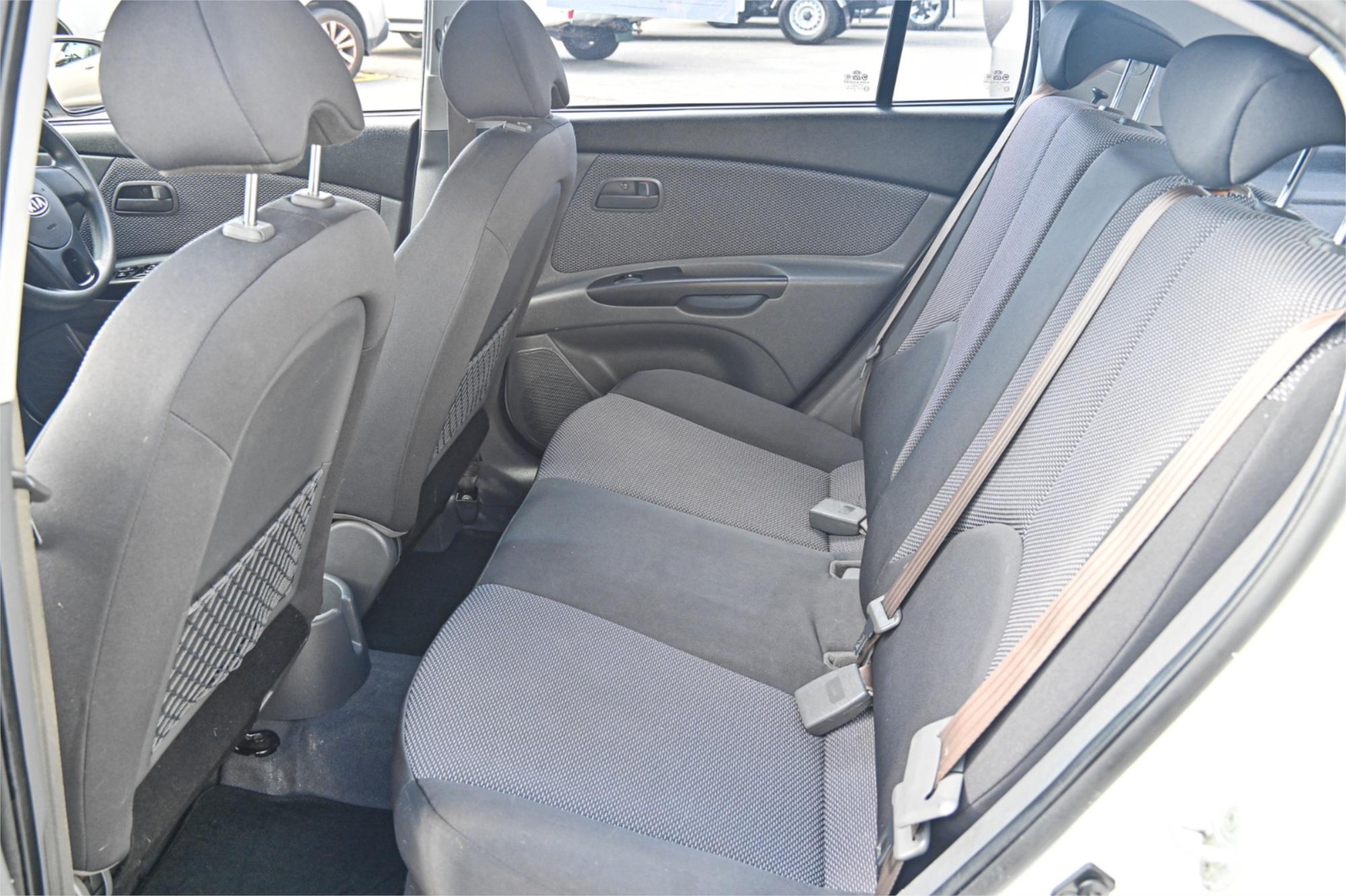 2010 KIA RIO JB MY10 S 4 SP AUTOMATIC 5D HATCHBACK
