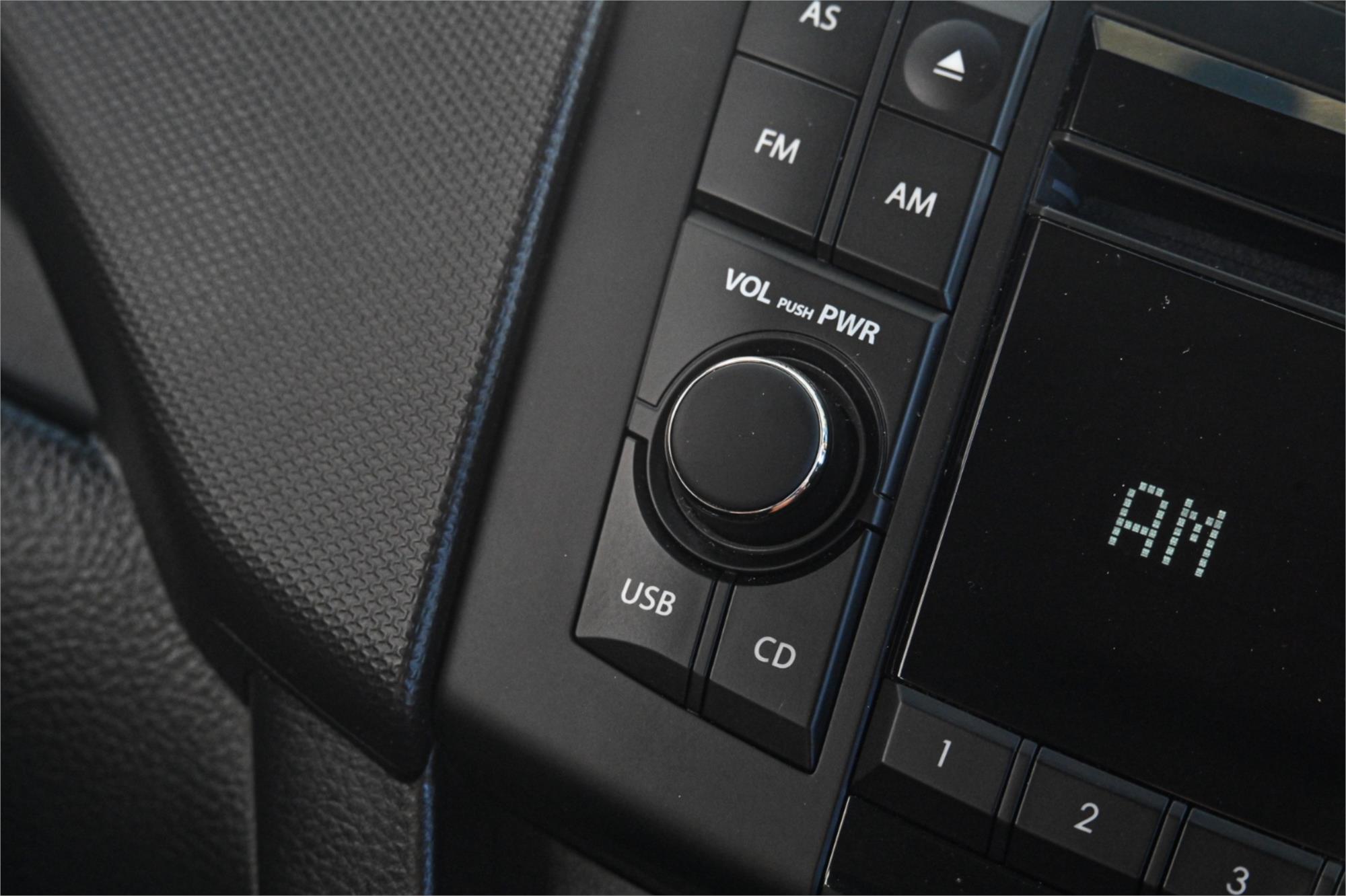 2015 SUZUKI SWIFT FZ GL 5 SP MANUAL 5D HATCHBACK