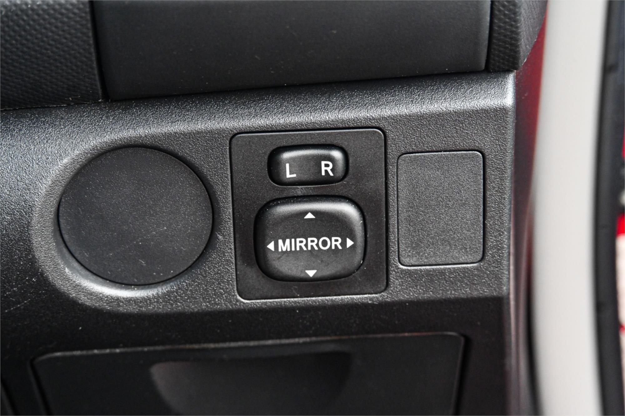 2009 TOYOTA YARIS NCP90R 08 UPGRADE YR 4 SP AUTOMATIC 3D HATCHBACK