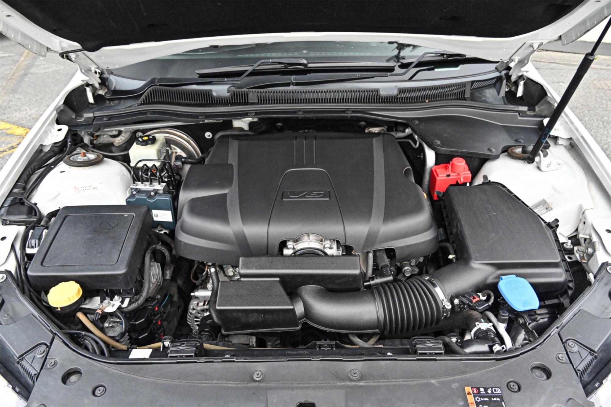 2015 HOLDEN COMMODORE VF II SV6 6 SP AUTOMATIC 4D SPORTWAGON