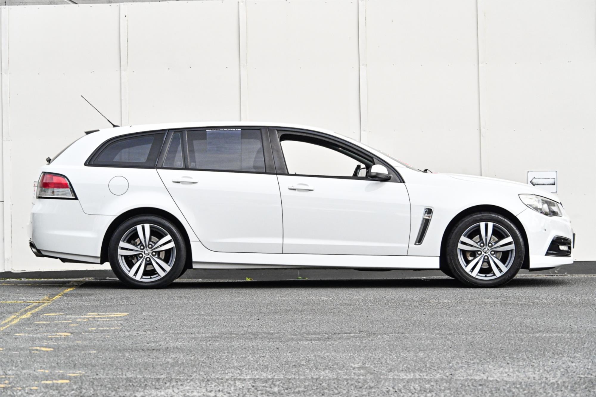 2015 HOLDEN COMMODORE VF II SV6 6 SP AUTOMATIC 4D SPORTWAGON