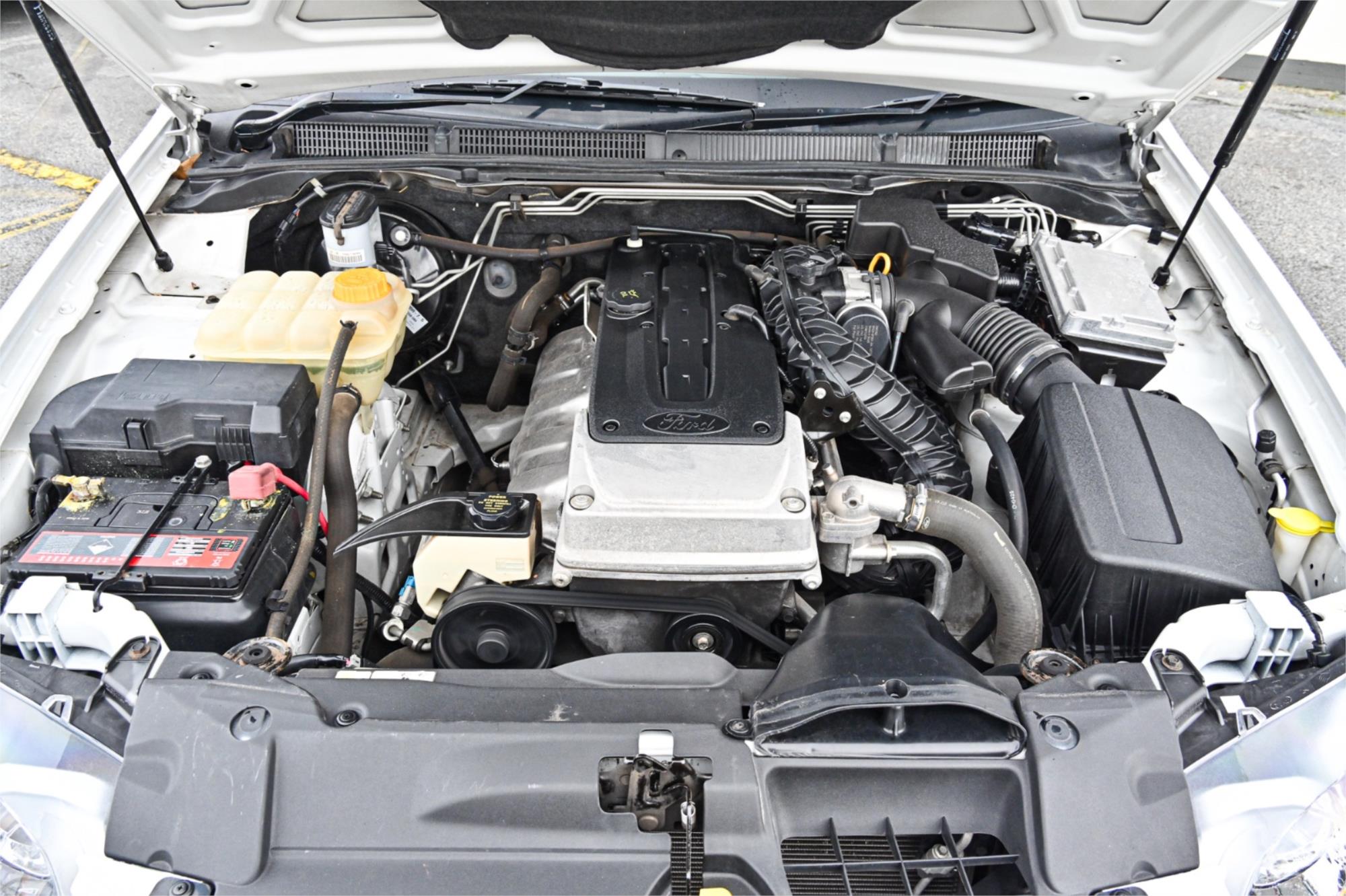 2010 FORD FALCON FG UPGRADE XR6 6 SP AUTO SEQ SPORTSHIFT C/CHAS