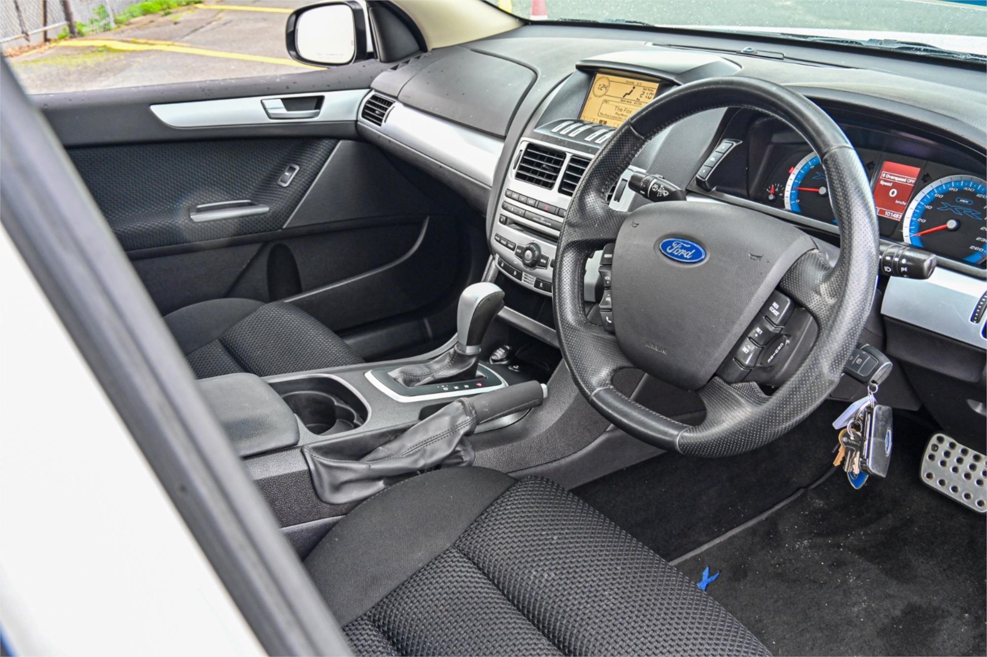 2010 FORD FALCON FG UPGRADE XR6 6 SP AUTO SEQ SPORTSHIFT C/CHAS