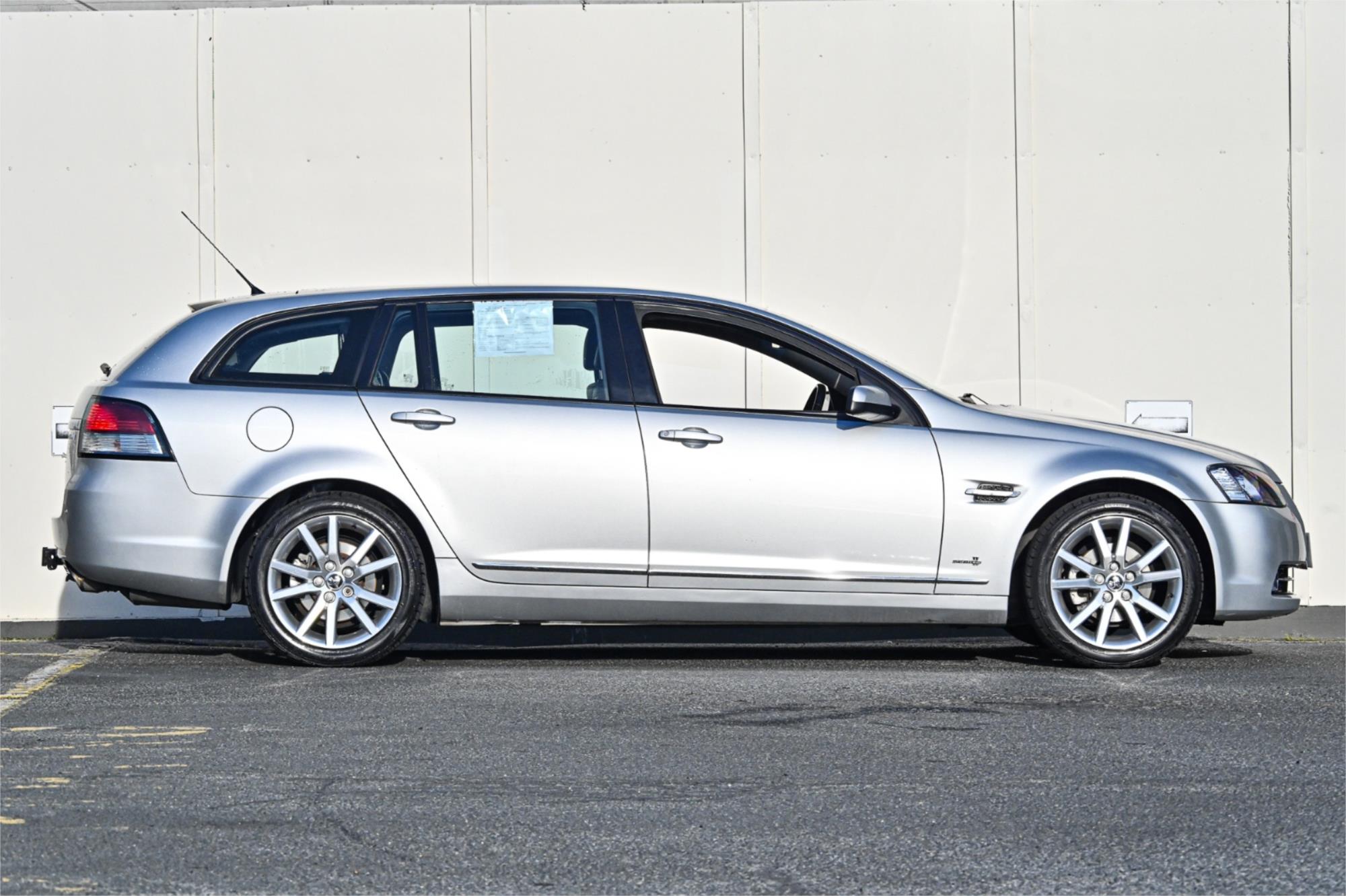 2012 HOLDEN CALAIS VE II MY12 6 SP AUTOMATIC 4D SPORTWAGON