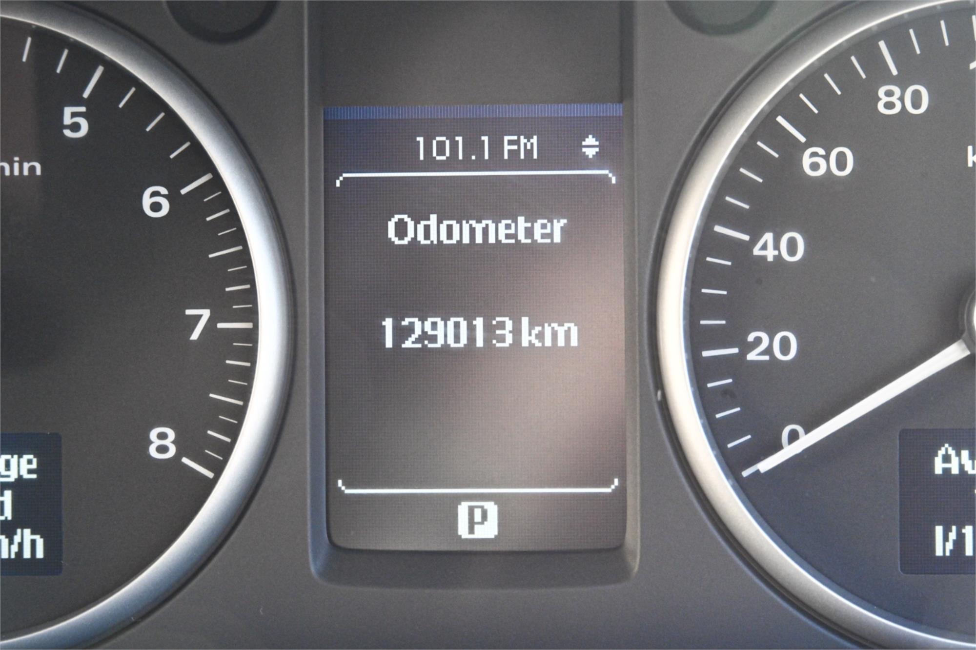 2012 HOLDEN CALAIS VE II MY12 6 SP AUTOMATIC 4D SPORTWAGON