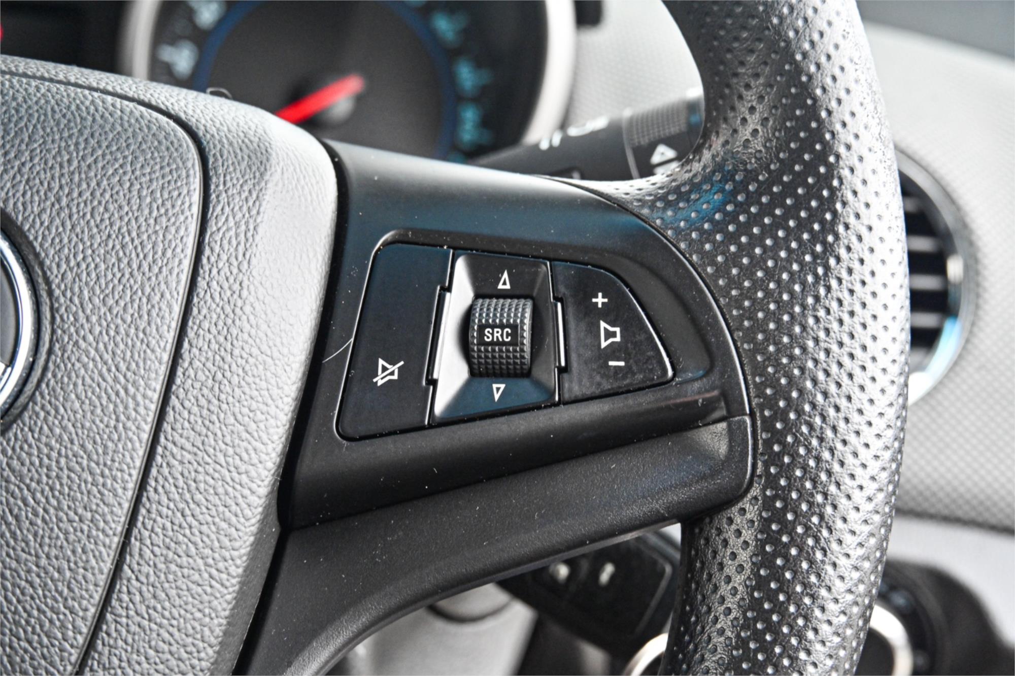 2011 HOLDEN CRUZE JG CD 5 SP MANUAL 4D SEDAN