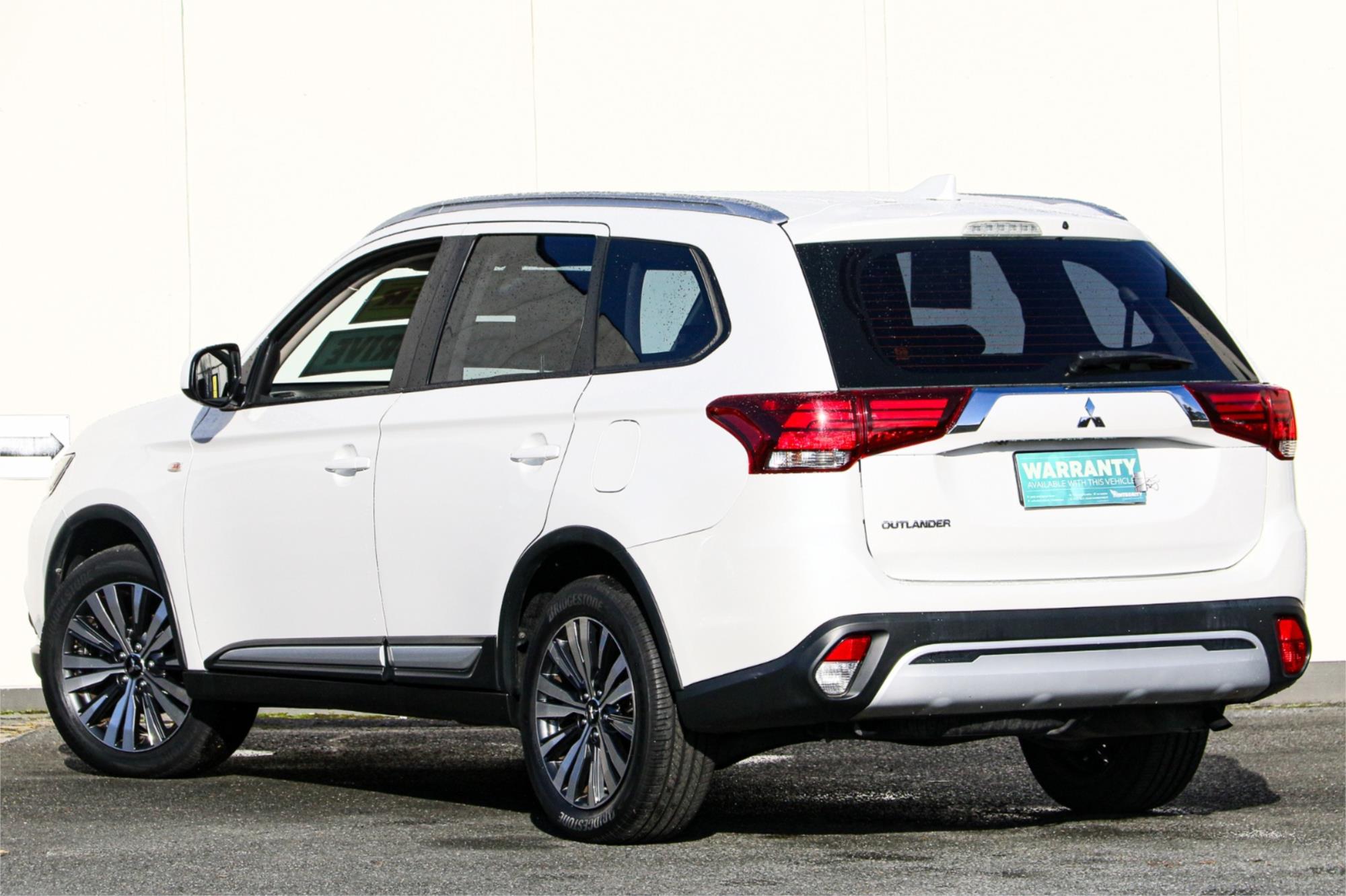 2019 MITSUBISHI OUTLANDER ZL MY19 ES 7 SEAT (AWD) CONTINUOUS VARIABLE 4D WAGON