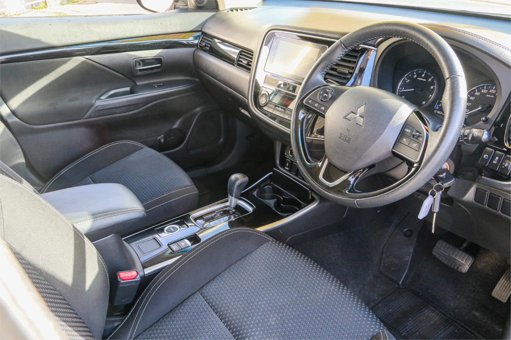 2019 MITSUBISHI OUTLANDER ZL MY19 ES 7 SEAT (AWD) CONTINUOUS VARIABLE 4D WAGON