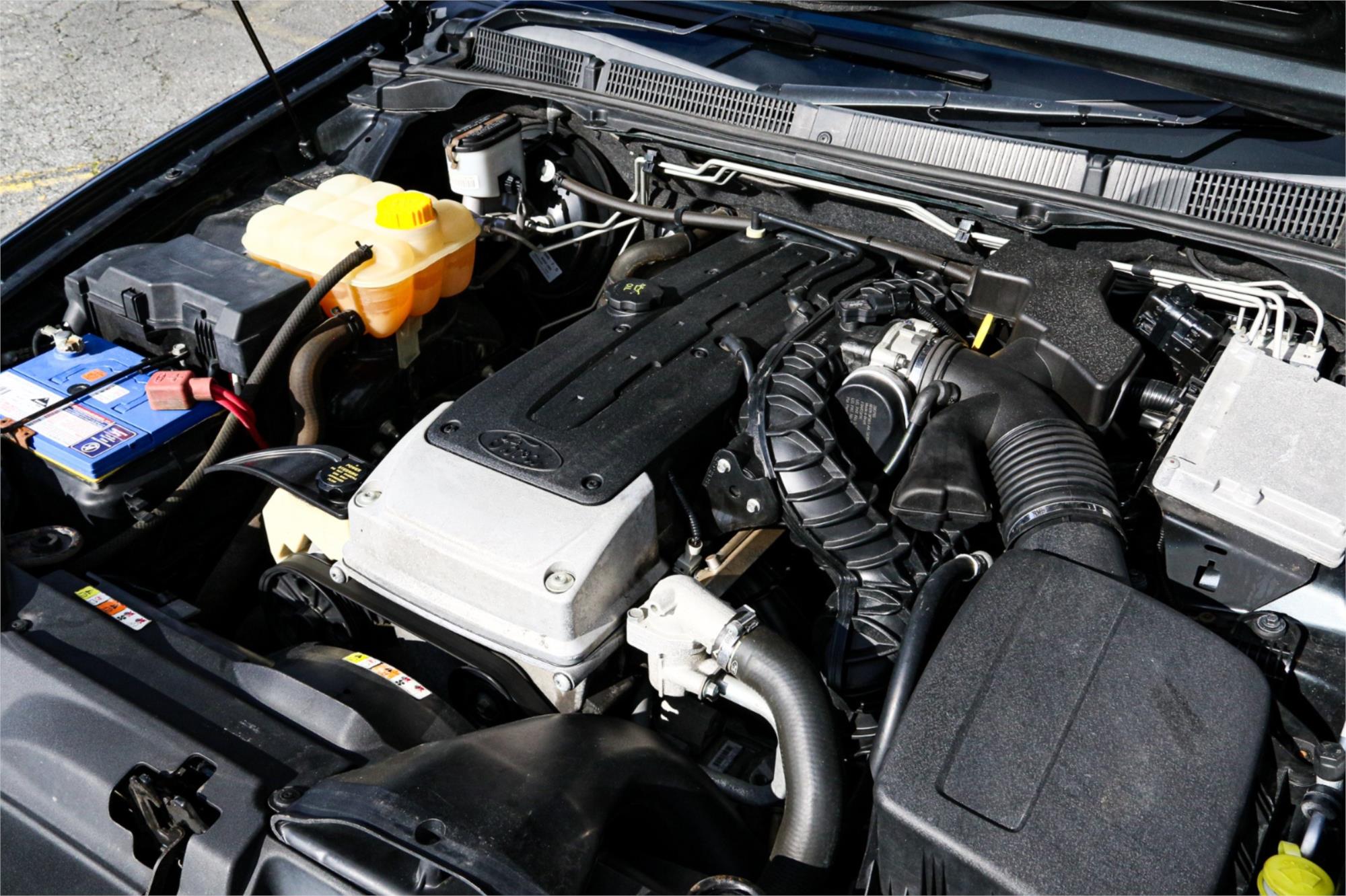 2009 FORD FALCON FG XR6 5 SP AUTO SEQ SPORT SHIFT 4D SEDAN