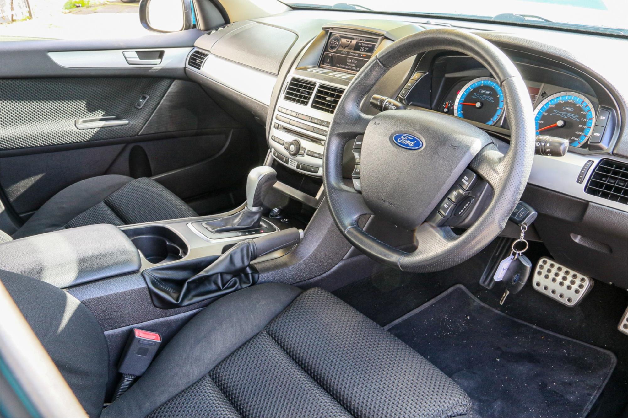 2009 FORD FALCON FG XR6 5 SP AUTO SEQ SPORT SHIFT 4D SEDAN