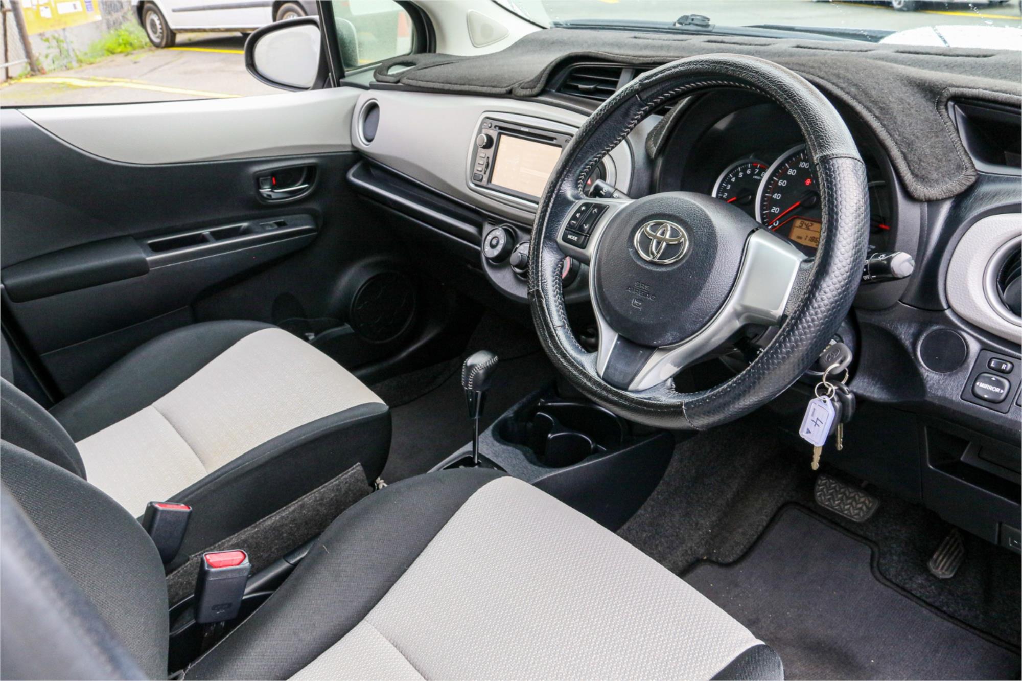 2011 TOYOTA YARIS NCP131R YRS 4 SP AUTOMATIC 3D HATCHBACK