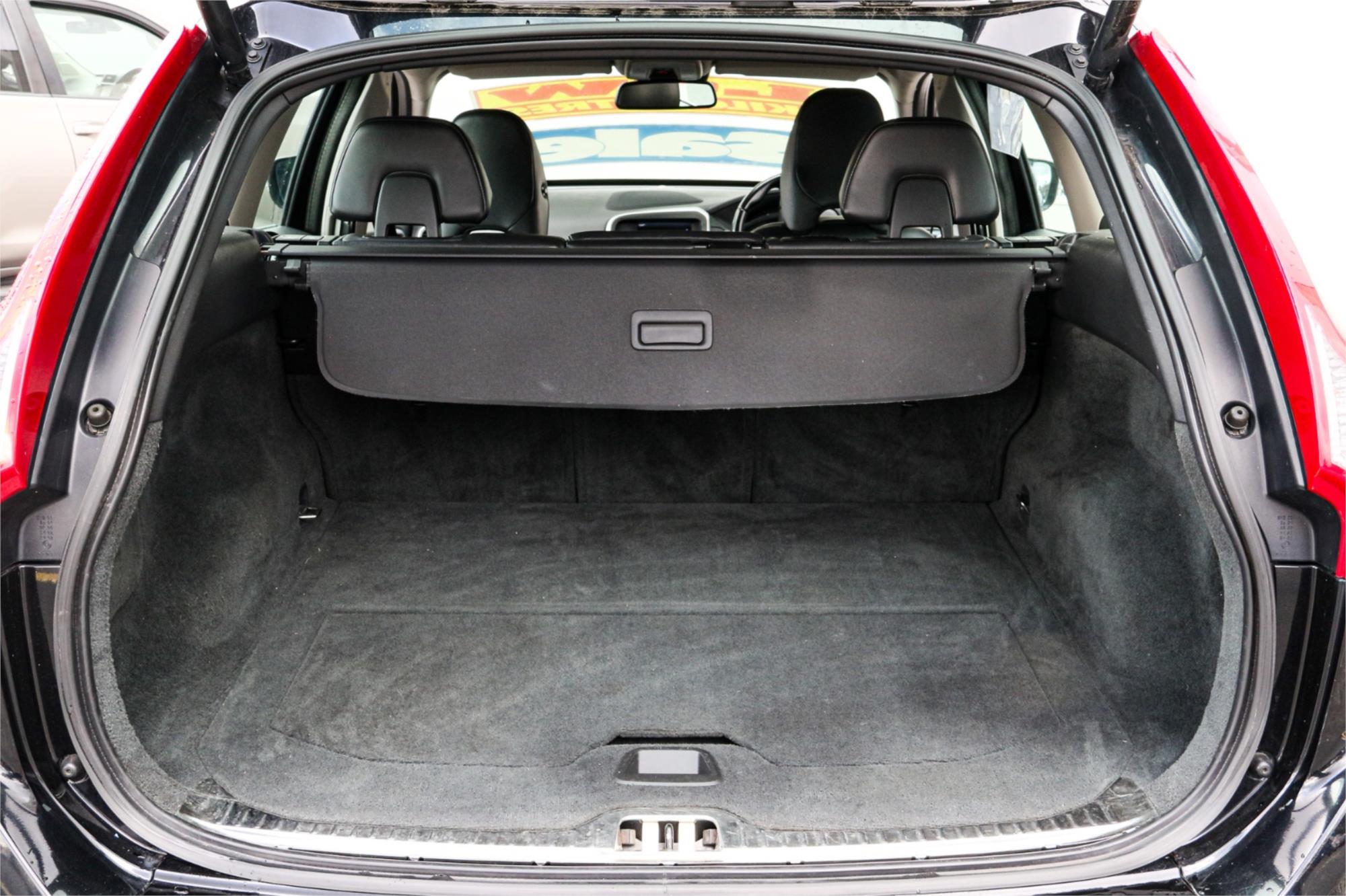 2013 VOLVO XC60 DZ MY13 T5 6 SP AUTO DUAL CLUTCH 4D WAGON