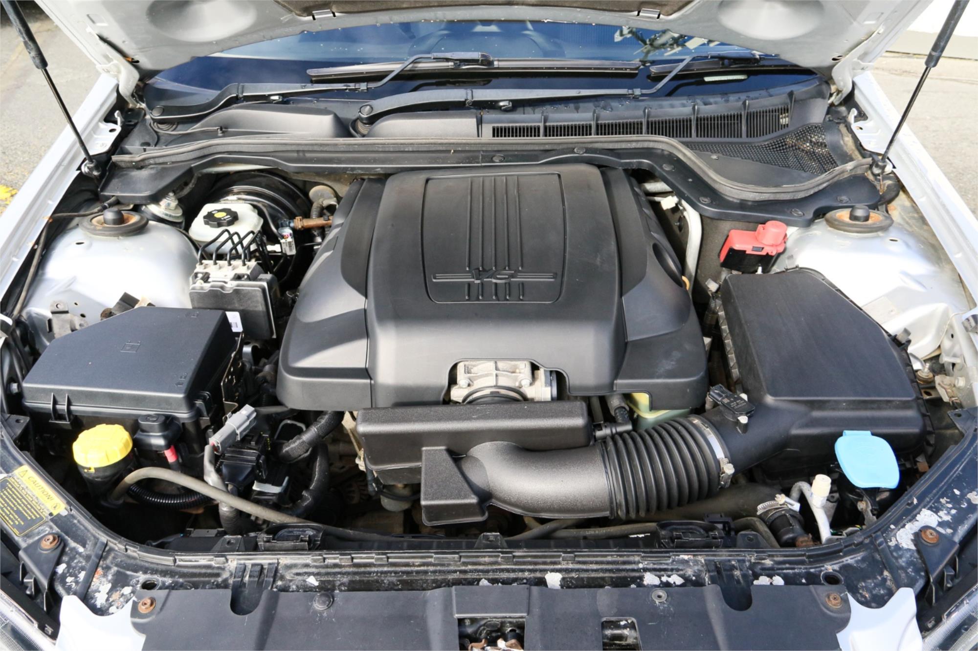 2011 HOLDEN COMMODORE VE II MY12 SV6 6 SP AUTOMATIC 4D SPORTWAGON