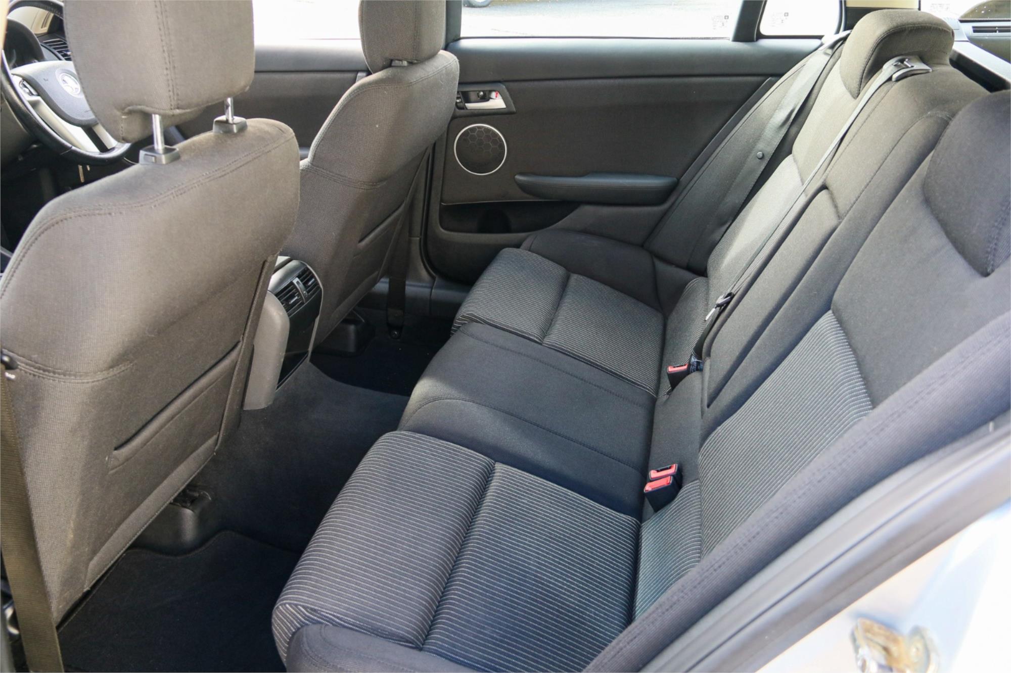 2011 HOLDEN COMMODORE VE II MY12 SV6 6 SP AUTOMATIC 4D SPORTWAGON