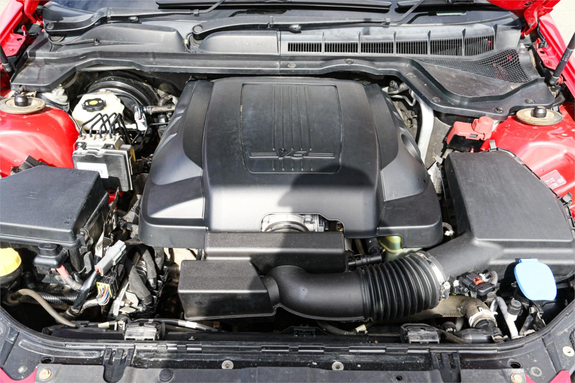 2012 HOLDEN COMMODORE VE II MY12 SV6 6 SP AUTOMATIC 4D SEDAN