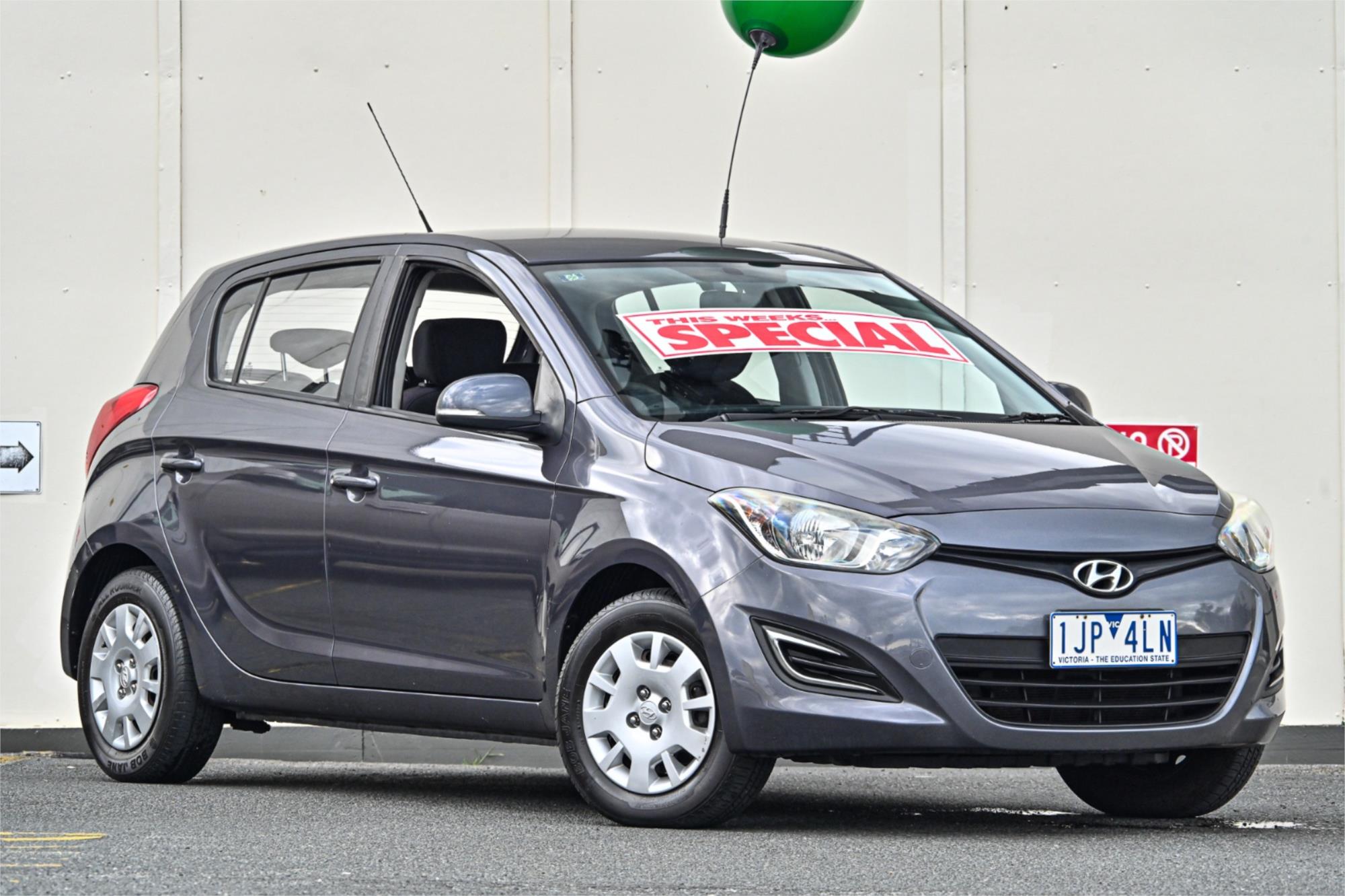 2014 HYUNDAI i20 PB MY14 ACTIVE 6 SP MANUAL 5D HATCHBACK