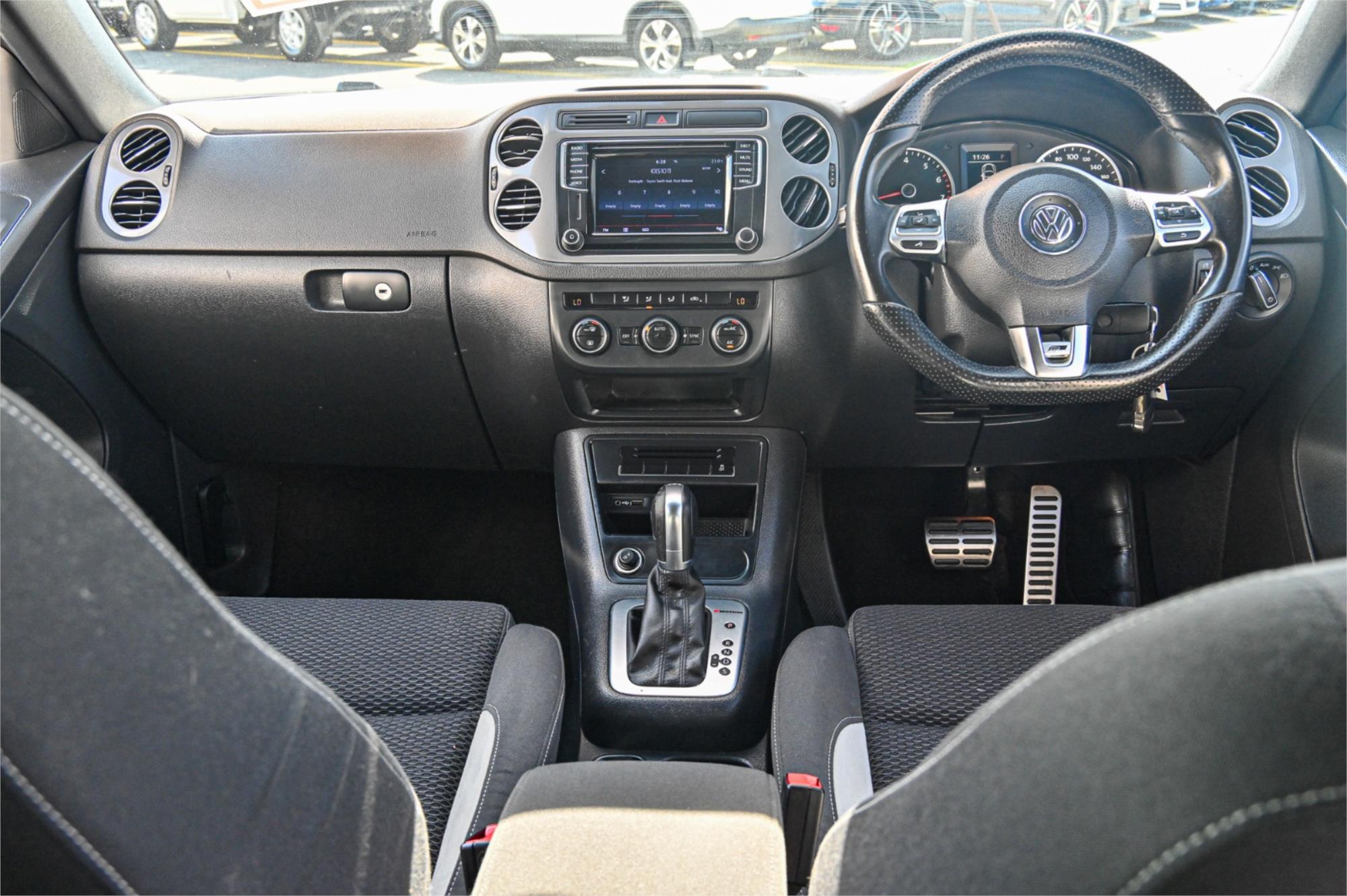 2015 VOLKSWAGEN TIGUAN 5NC MY15 132 TSI (4x4) 7 SP AUTO DIRECT SHIFT 4D WAGON