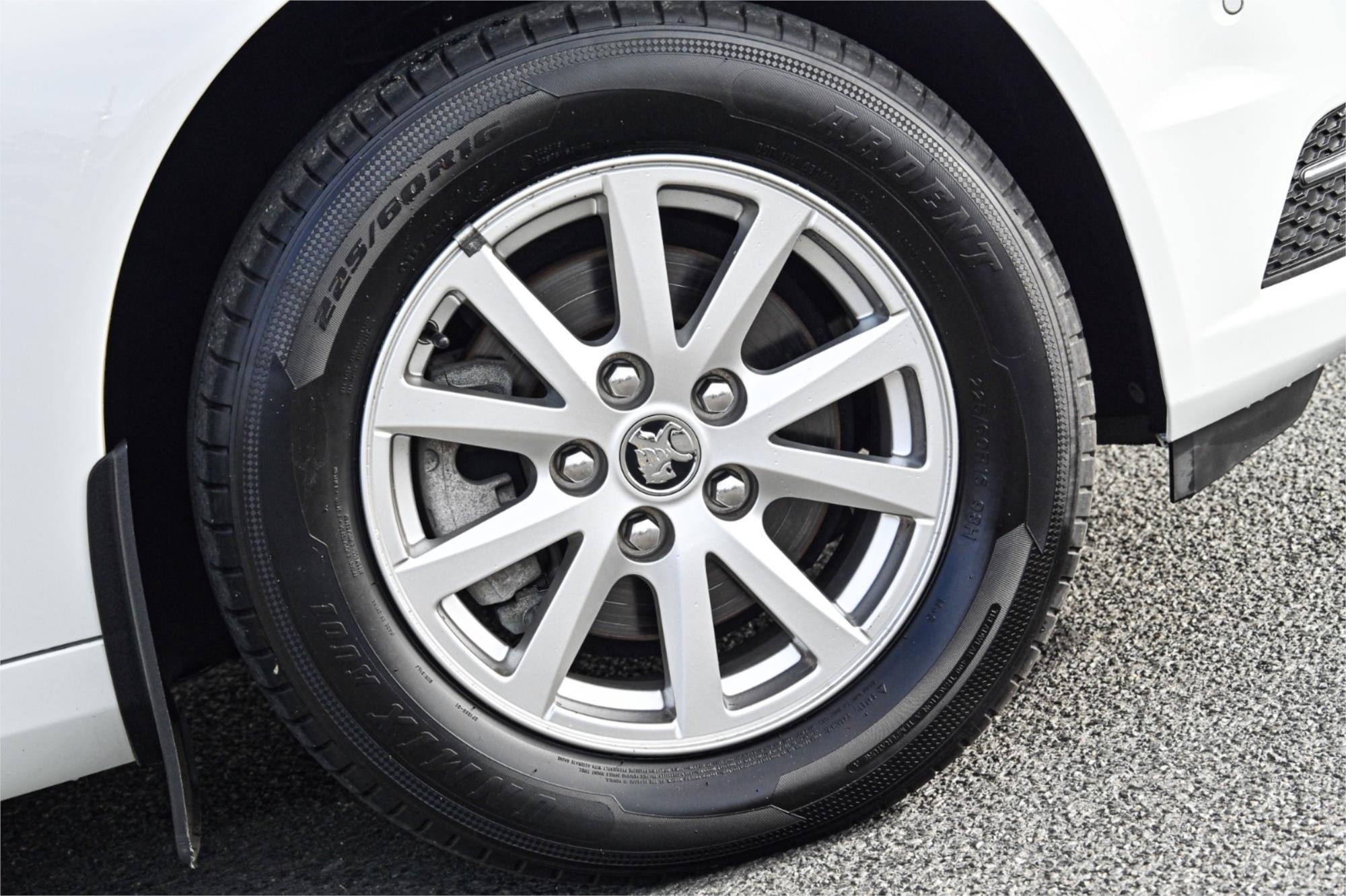 2014 HOLDEN COMMODORE VF EVOKE 6 SP AUTOMATIC 4D SPORTWAGON