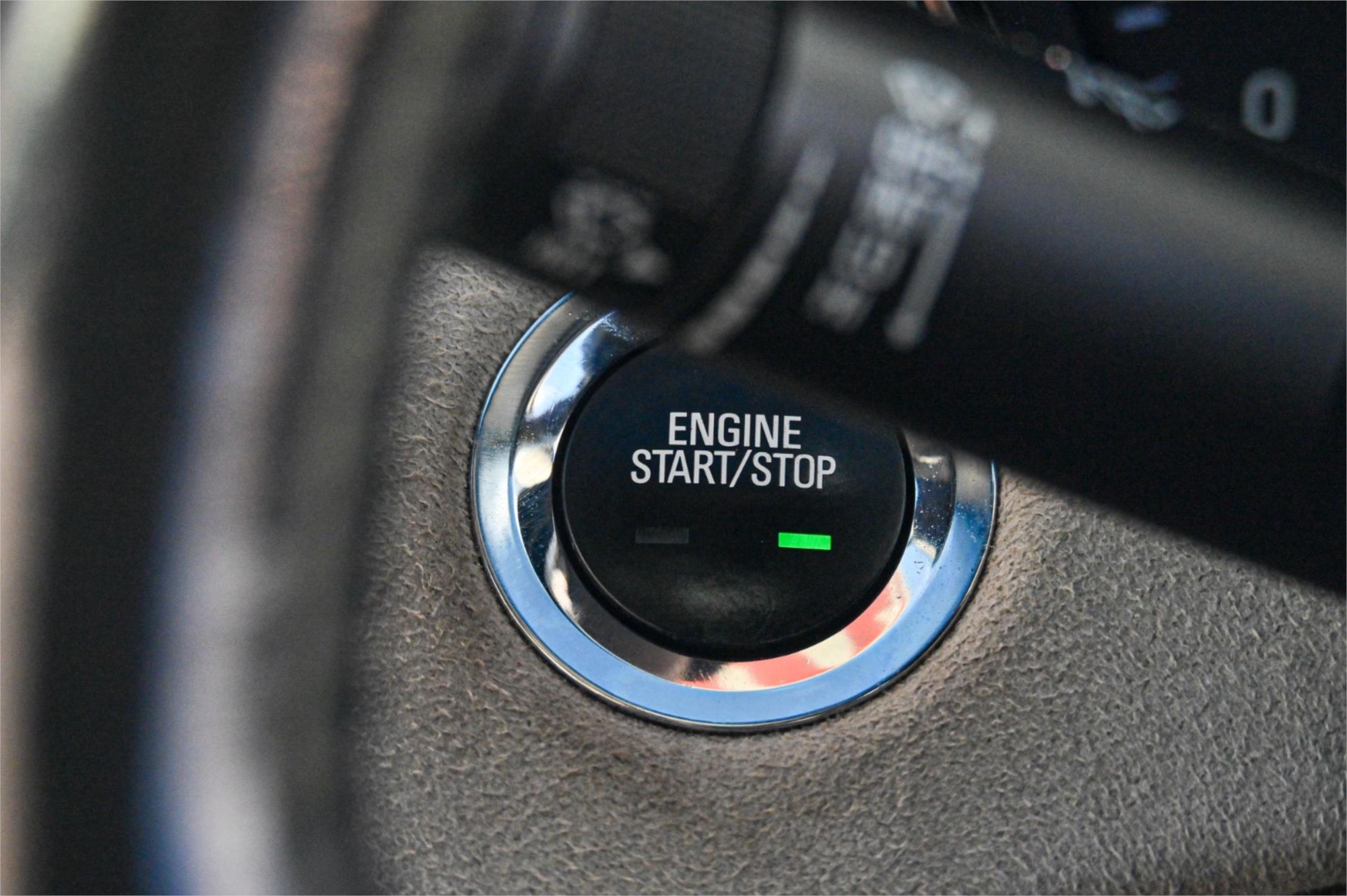 2014 HOLDEN CALAIS VF MY15 V 6 SP AUTOMATIC 4D SEDAN