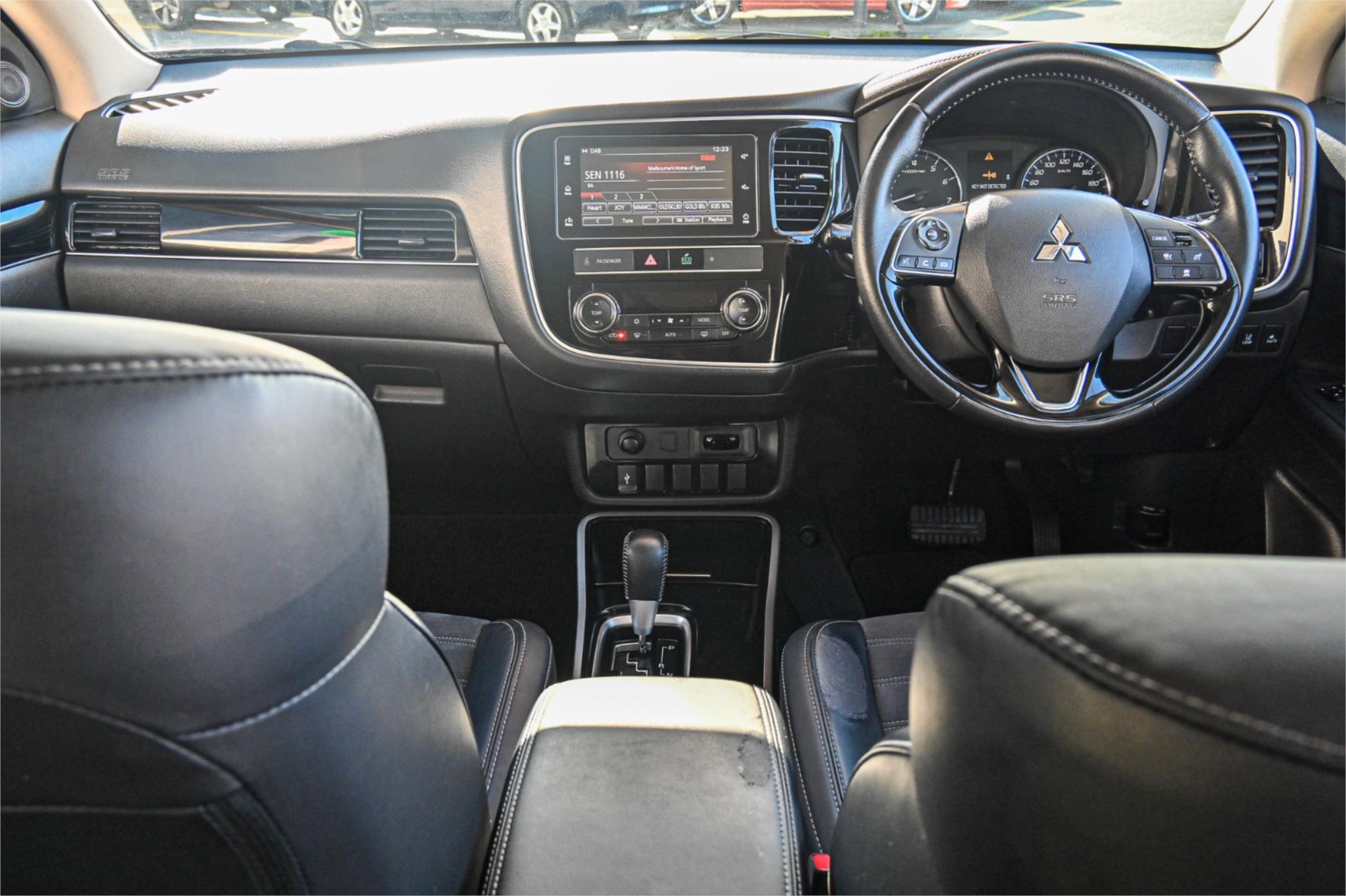 2018 MITSUBISHI OUTLANDER ZL MY18.5 LS 7 SEAT (AWD) 6 SP AUTOMATIC 4D WAGON